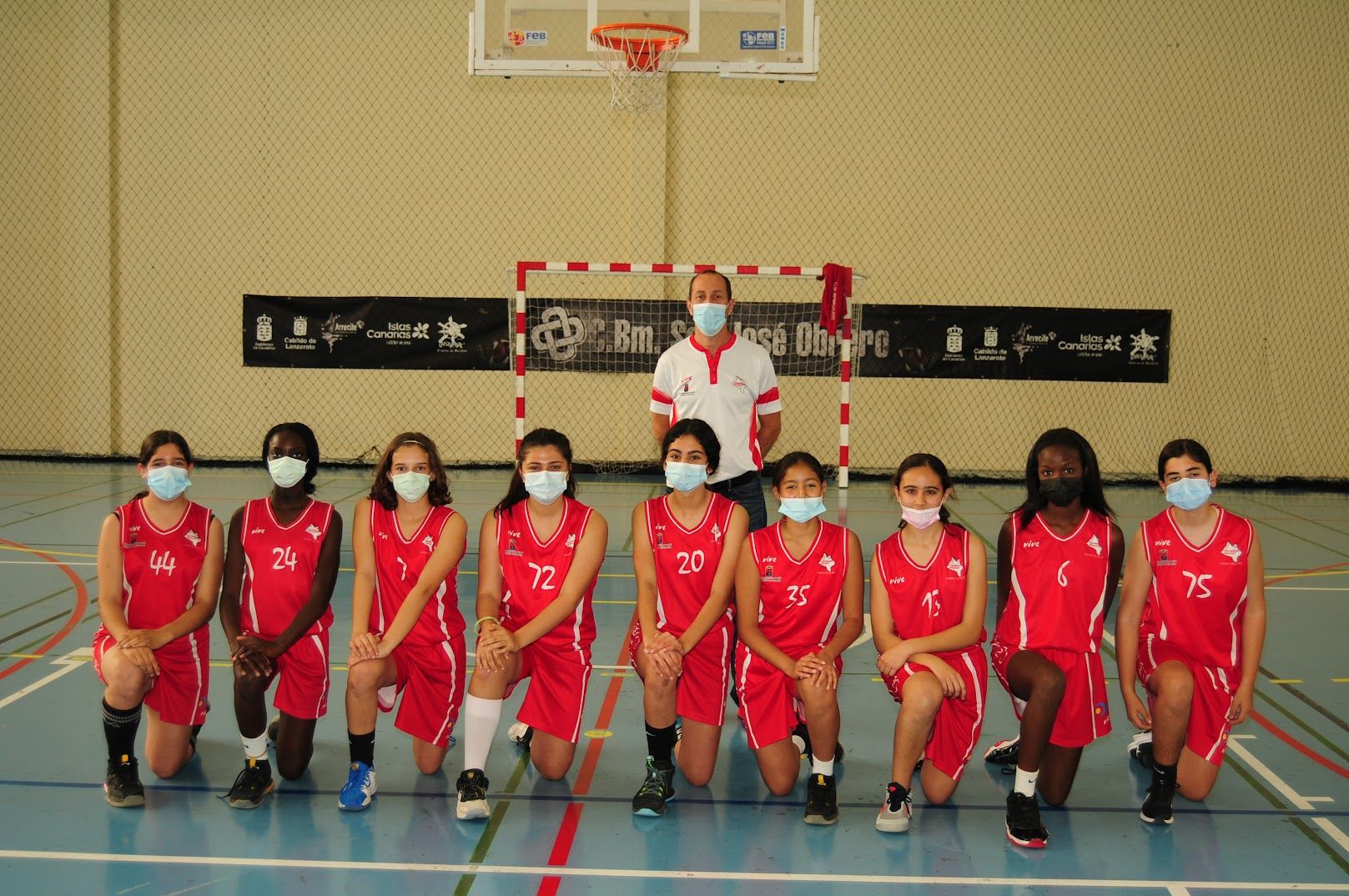 El club baloncesto Ariagona presenta la temporada El club baloncesto Ariagona presenta la temporada