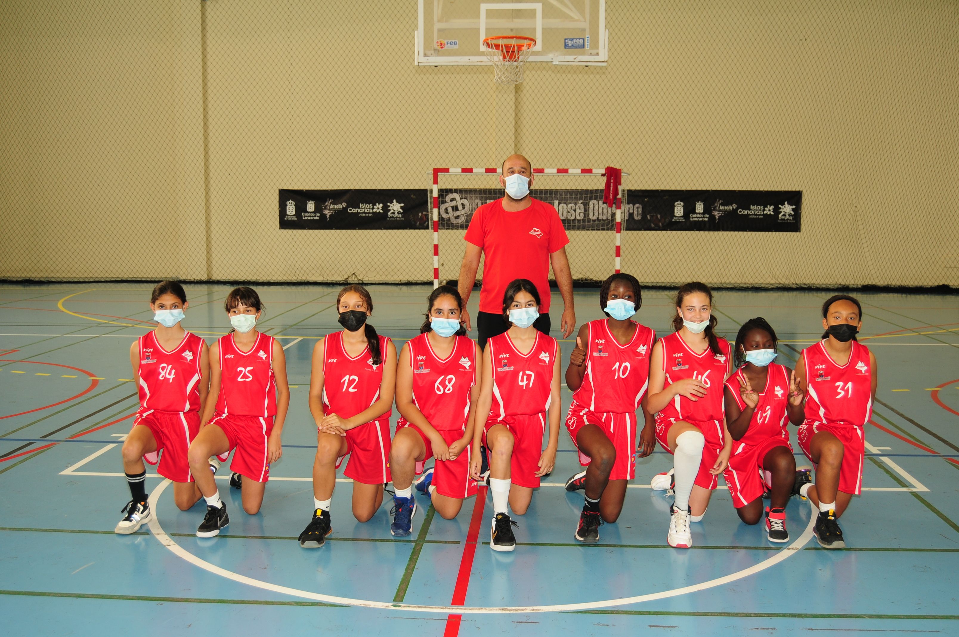 El club baloncesto Ariagona presenta la temporada El club baloncesto Ariagona presenta la temporada