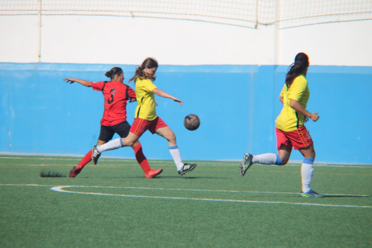 El FC Puerto del Carmen se lleva el derbi de la Primera Nacional Femenina