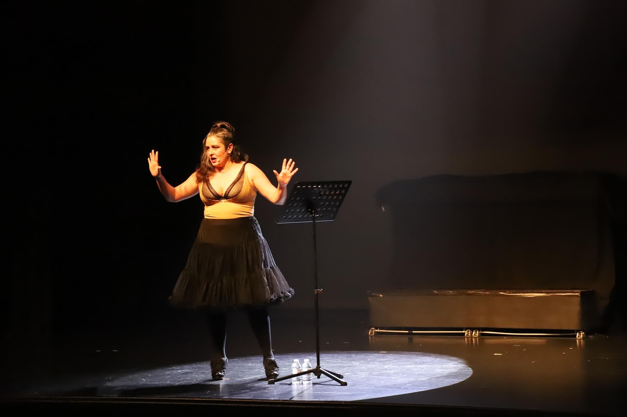 Concierto de La Furia y monólogo de Irantzu Varela Concierto de La Furia y monólogo de Irantzu Varela