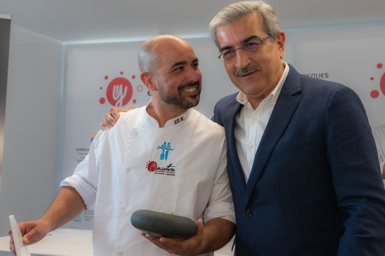 Yeray Gil de Primario Gastrobar de Playa Blanca, campeón de enyesques de Lanzarote Yeray Gil de Primario Gastrobar de Playa Blanca, campeón de enyesques de Lanzarote