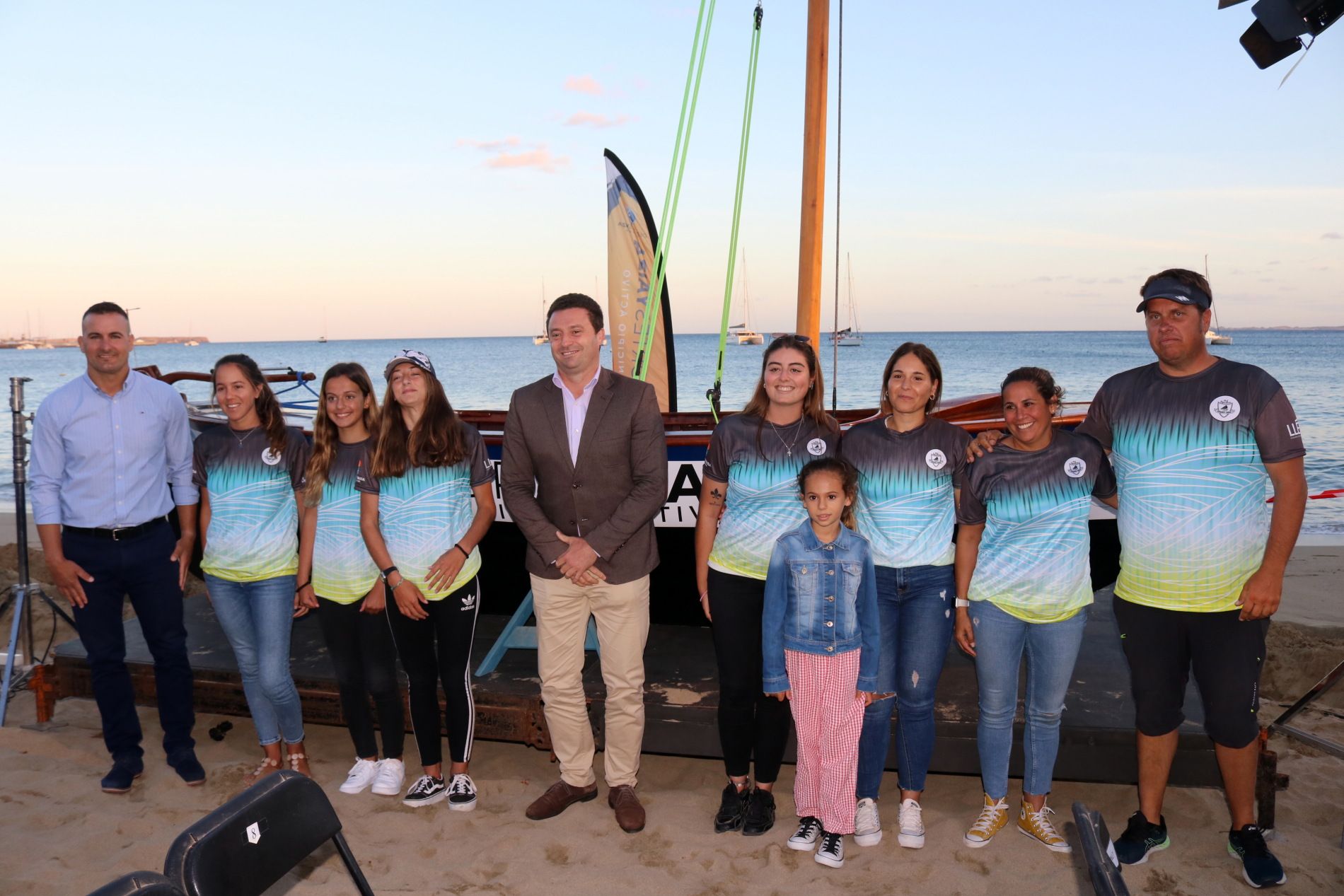Nuevo equipo femenino Deportes Yaiza Código Cero Nuevo equipo femenino Deportes Yaiza Código Cero