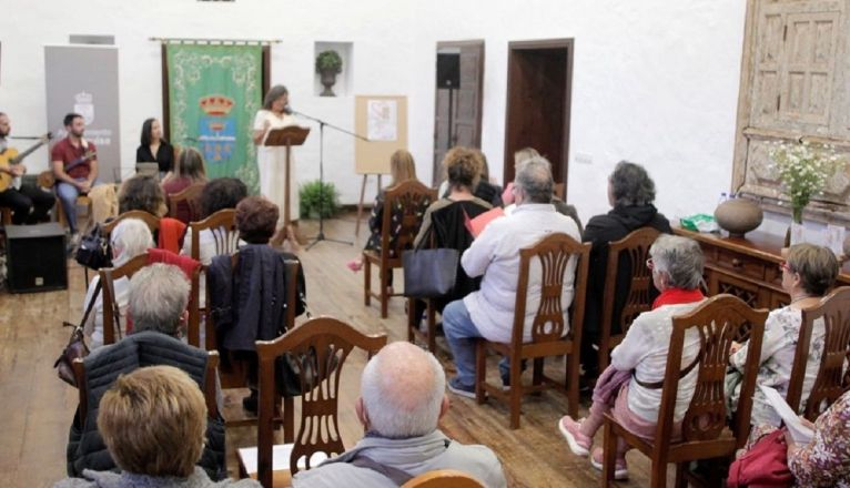 Fallo del Certamen Novios de El Mojón, en Teguise. Fallo del Certamen Novios de El Mojón, en Teguise.
