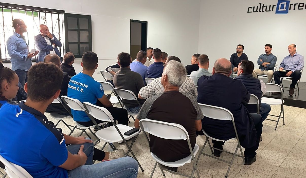 Encuentro de CC con miembros del deporte de Lanzarote