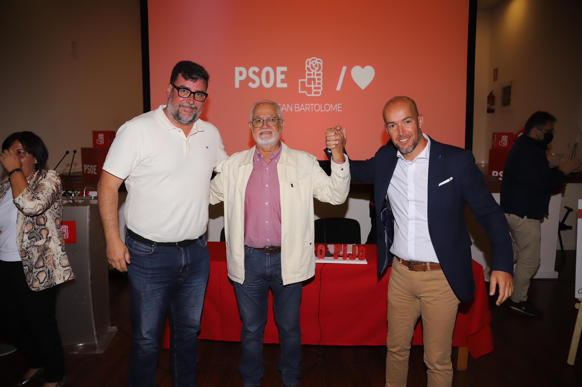 Raúl de León, nuevo secretario general del PSOE de San Bartolomé Raúl de León, nuevo secretario general del PSOE de San Bartolomé