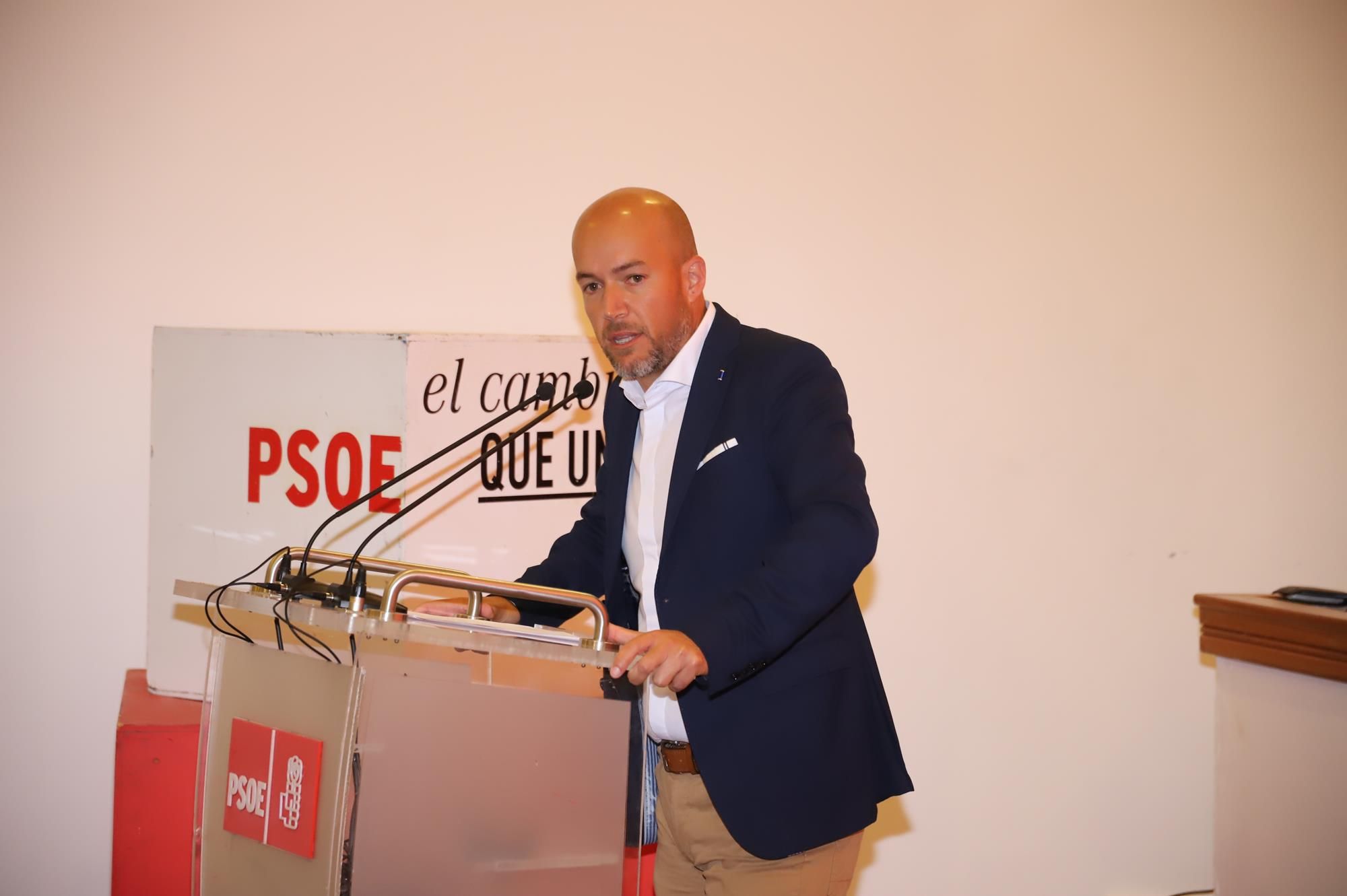 Raúl de León, nuevo secretario general del PSOE de San Bartolomé