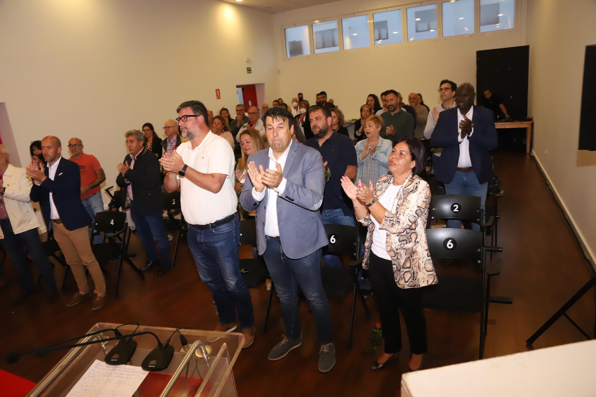 Raúl de León, nuevo secretario general del PSOE de San Bartolomé Raúl de León, nuevo secretario general del PSOE de San Bartolomé