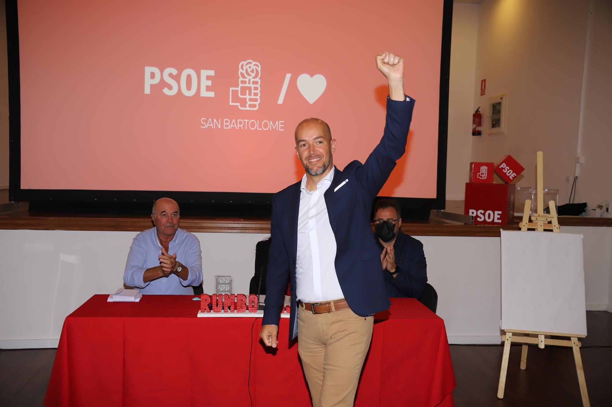 Raúl de León, nuevo secretario general del PSOE de San Bartolomé Raúl de León, nuevo secretario general del PSOE de San Bartolomé