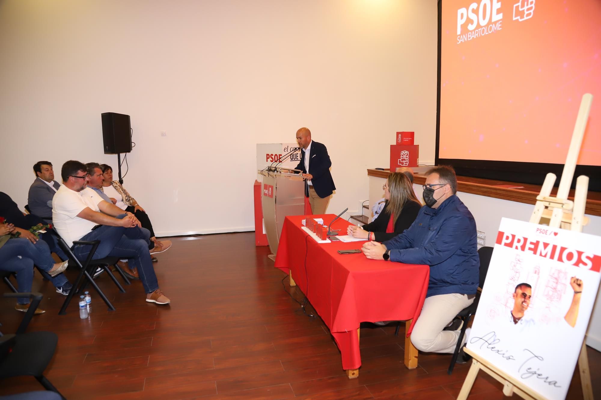 Raúl de León, nuevo secretario general del PSOE de San Bartolomé Raúl de León, nuevo secretario general del PSOE de San Bartolomé