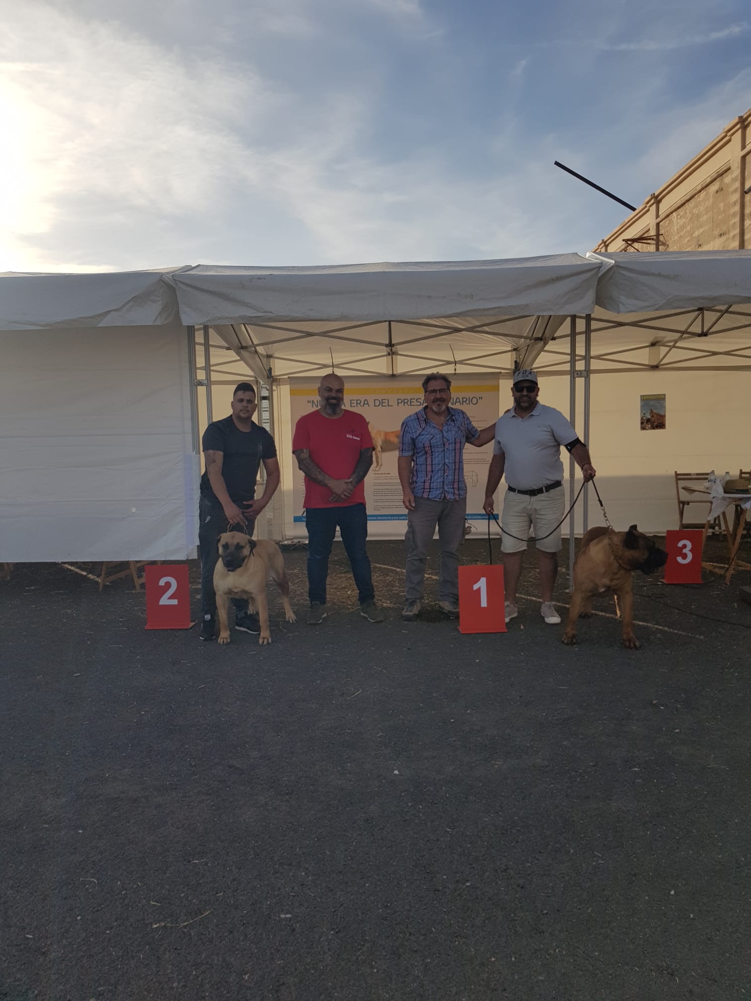 Encuentro monográfico del Presa Canario 