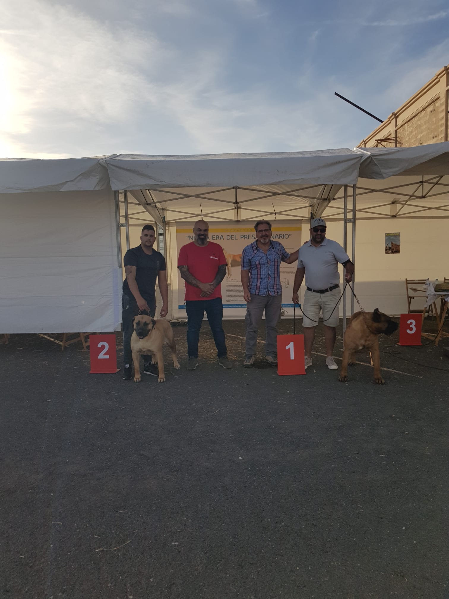 Encuentro monográfico del Presa Canario 