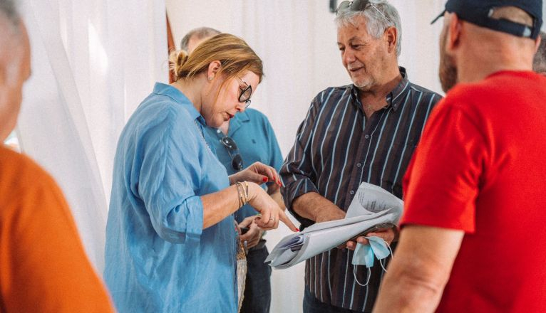 Astrid Pérez se reúne con los vecinos de Güime. Astrid Pérez se reúne con los vecinos de Güime.
