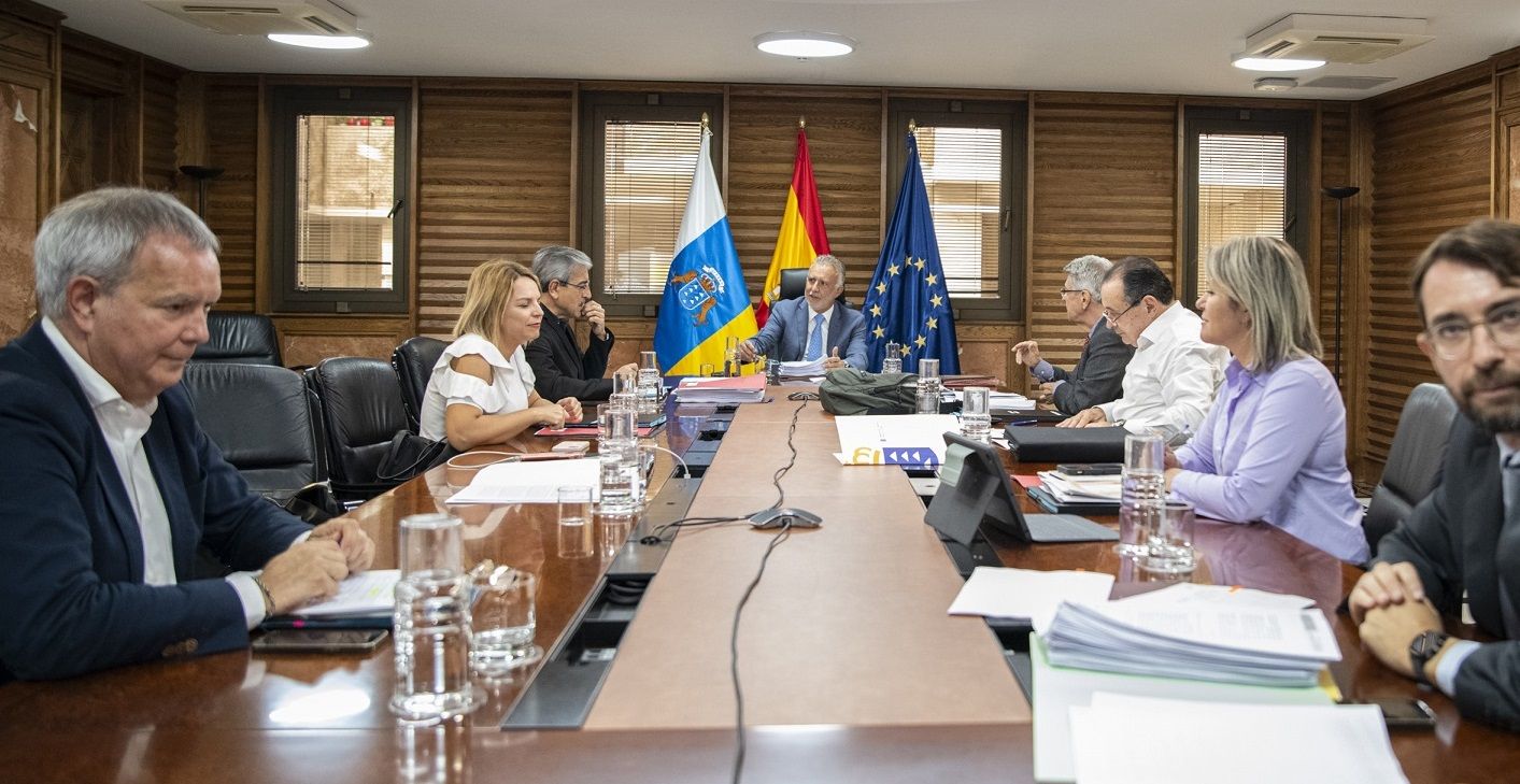 Reunión del Consejo de Gobierno de Canarias Reunión del Consejo de Gobierno de Canarias