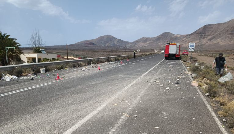 Choque dos vehículos en Playa Blanca