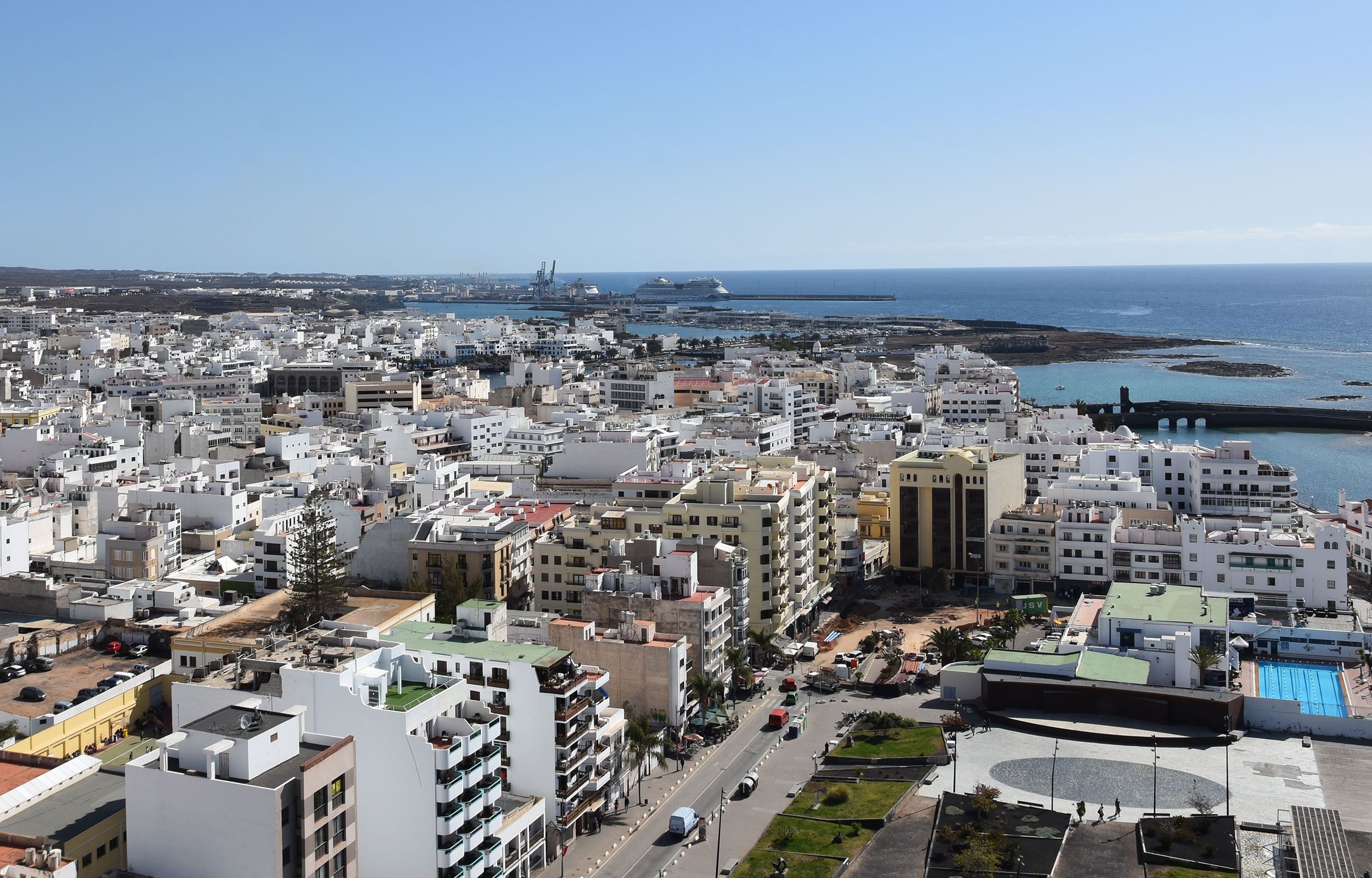 El precio medio de la vivienda ha bajado un 7,9% en Canarias en un año. Vista aérea de Arrecife.