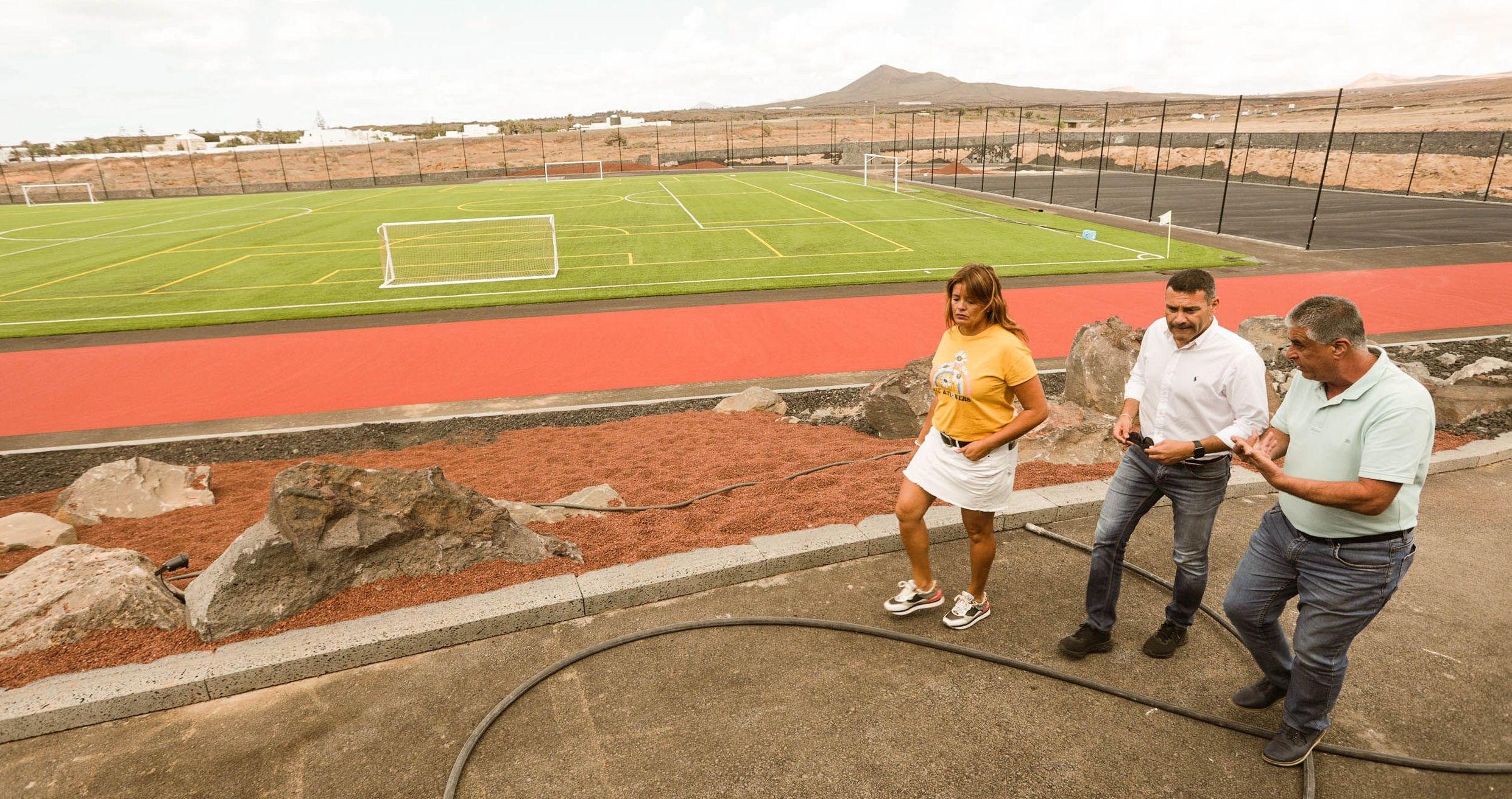 Visita a las futuras instalaciones deportivas de  Costa Teguise