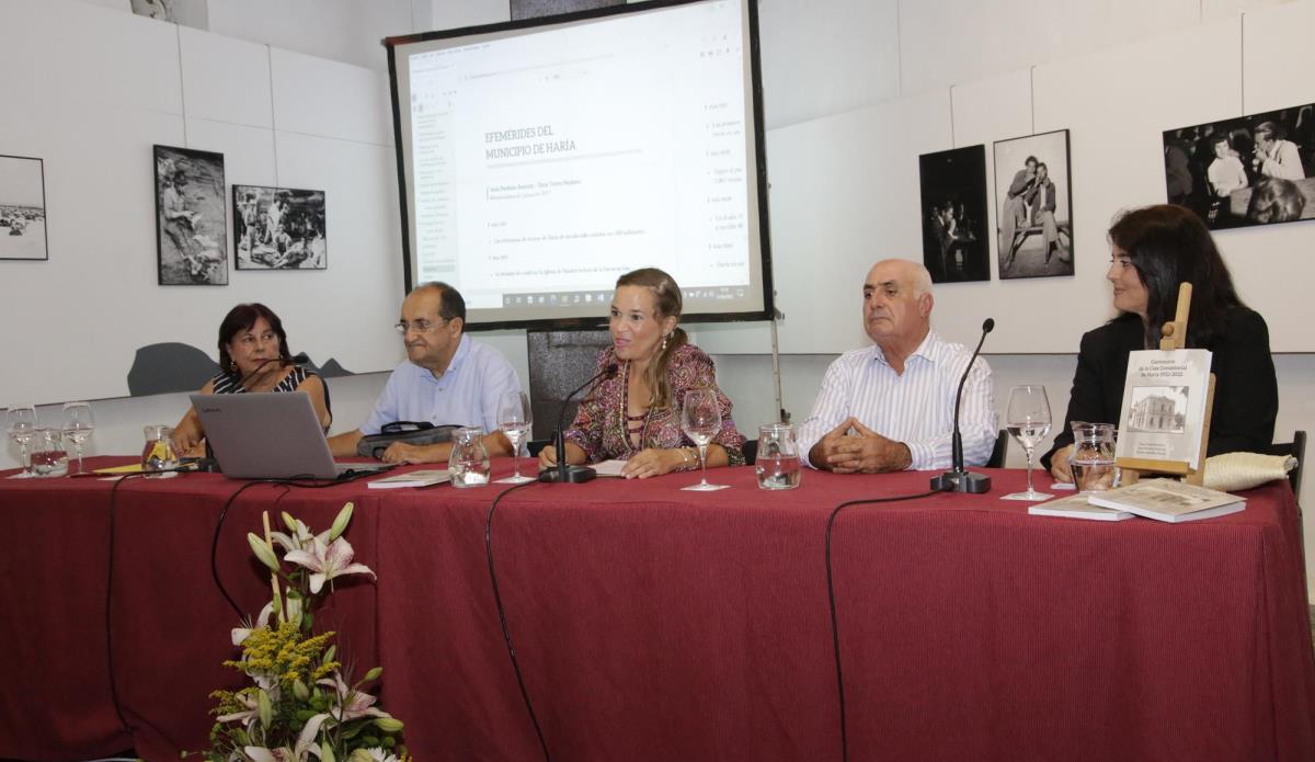 Libro Centenario de la Casa Consistorial de Haría 