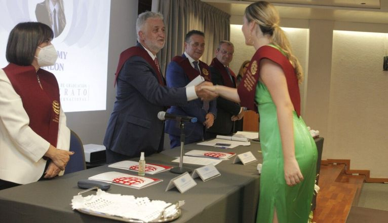 Graduación de Bachillerato del Colegio Arenas Internacional