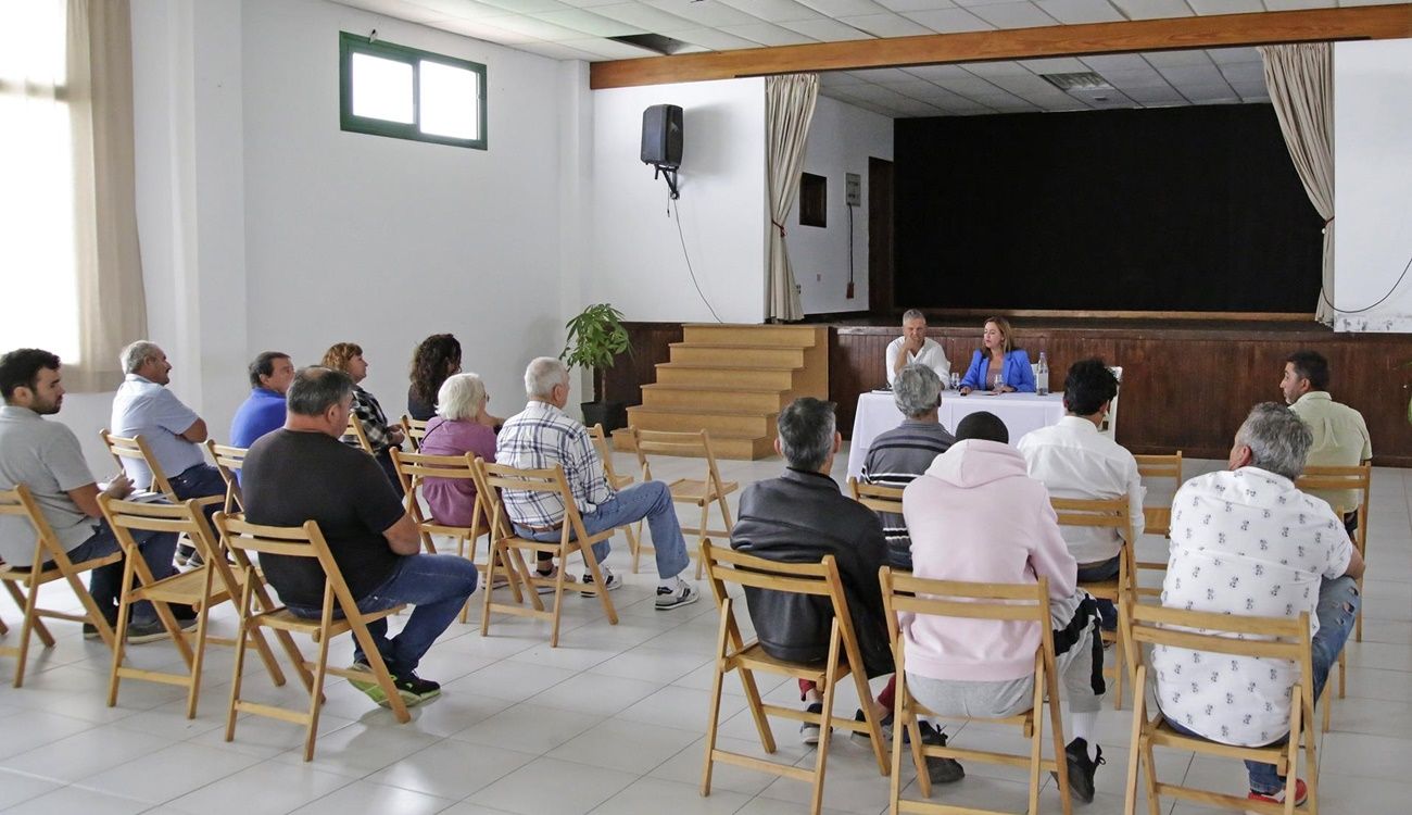 Reunión del Cabildo con los vecinos de Nazaret