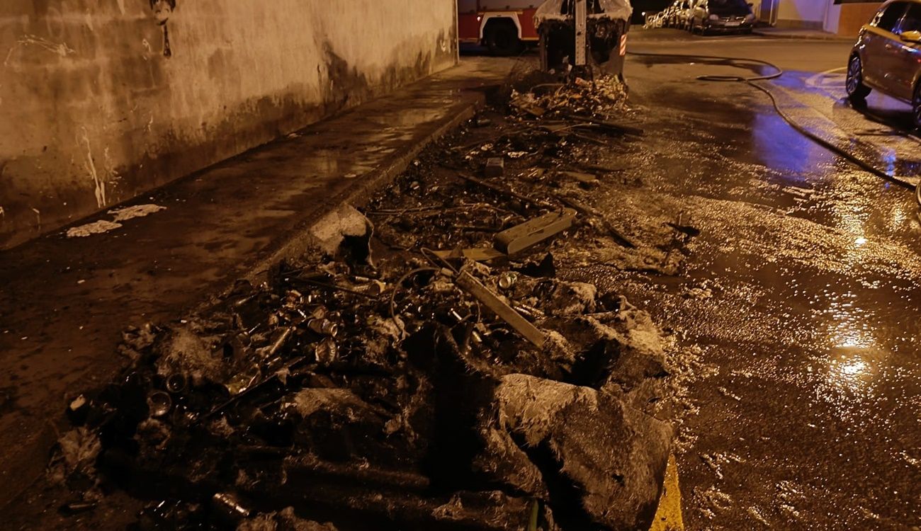 Burnt containers in Altavista