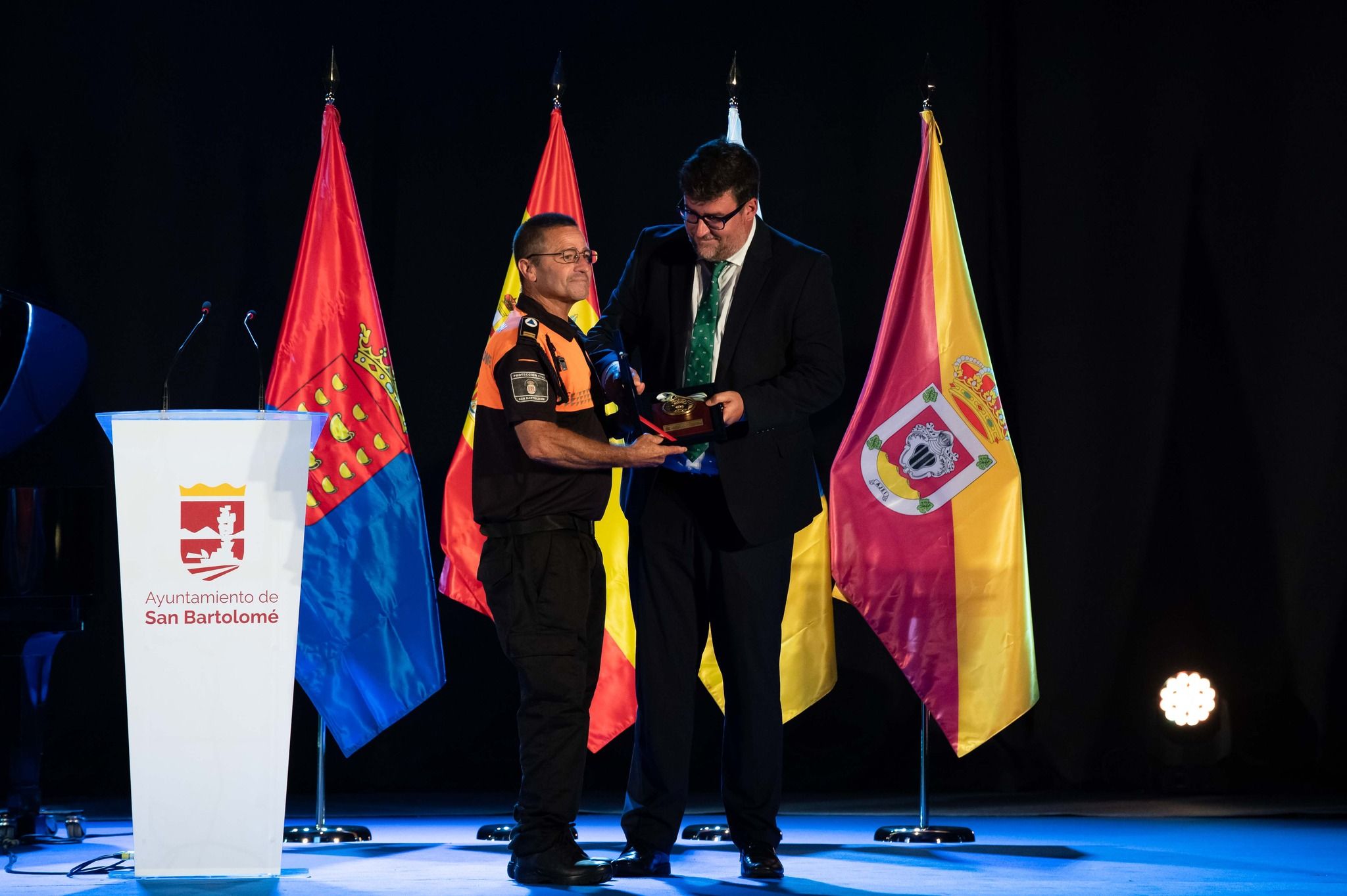 Medalla de Oro a Protección Civil de San Bartolomé Medalla de Oro a Protección Civil de San Bartolomé
