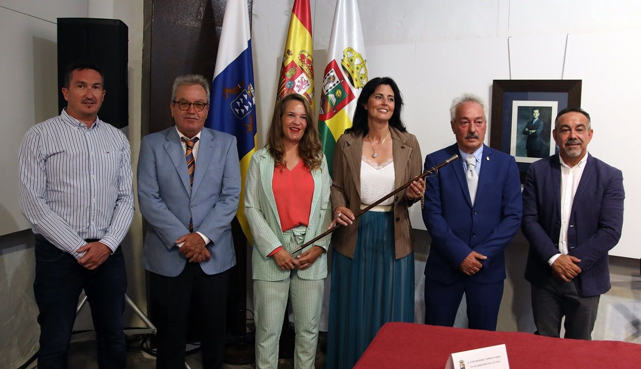 Concejales de CC y la PMH en la toma de posesión de Evelia García | Foto: José Luis Carrasco