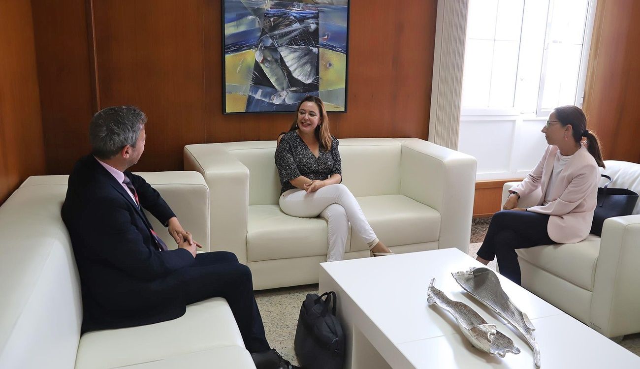 Reunión con el director del Grupo de Aeropuerto de Canarias