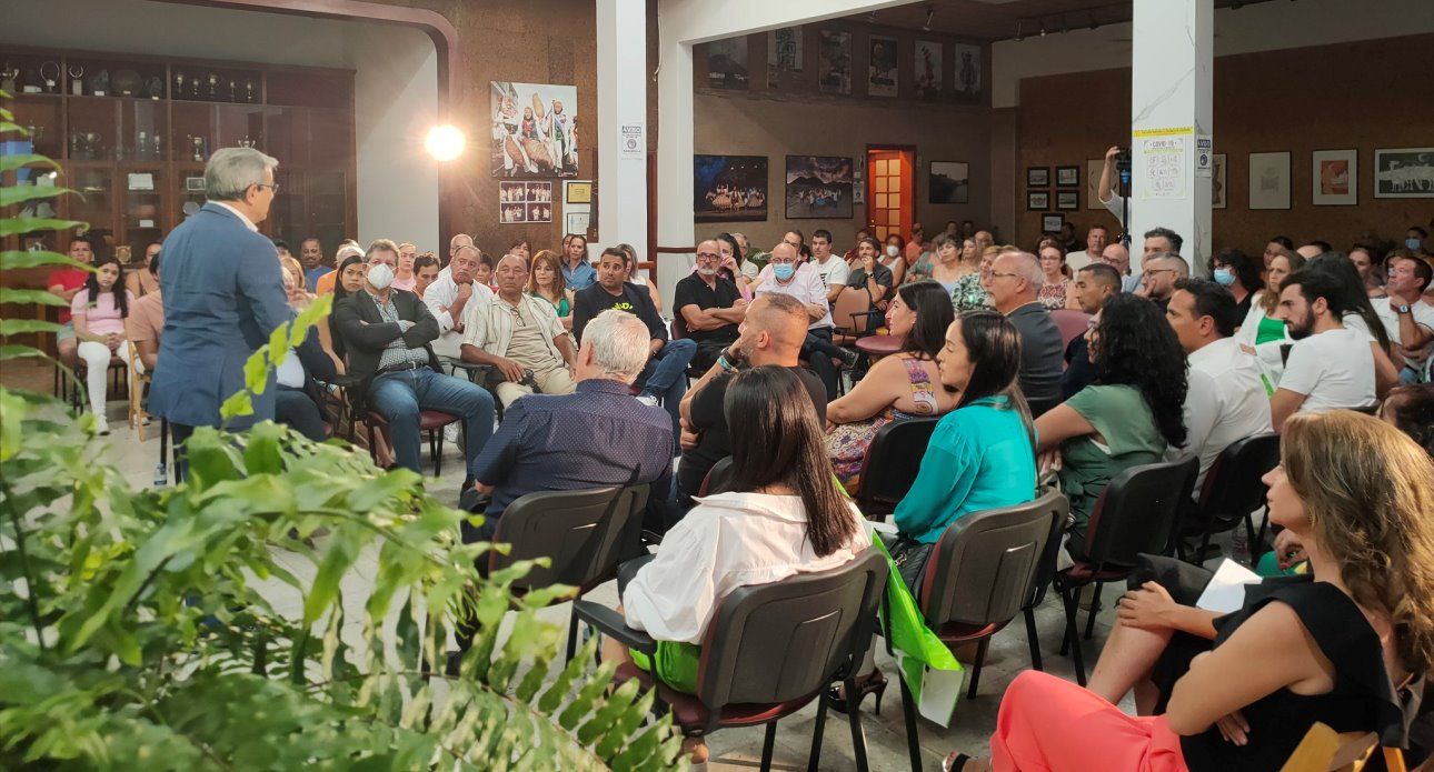 Román Rodríguez en el Primer encuentro de Nueva Canarias Lanzarote