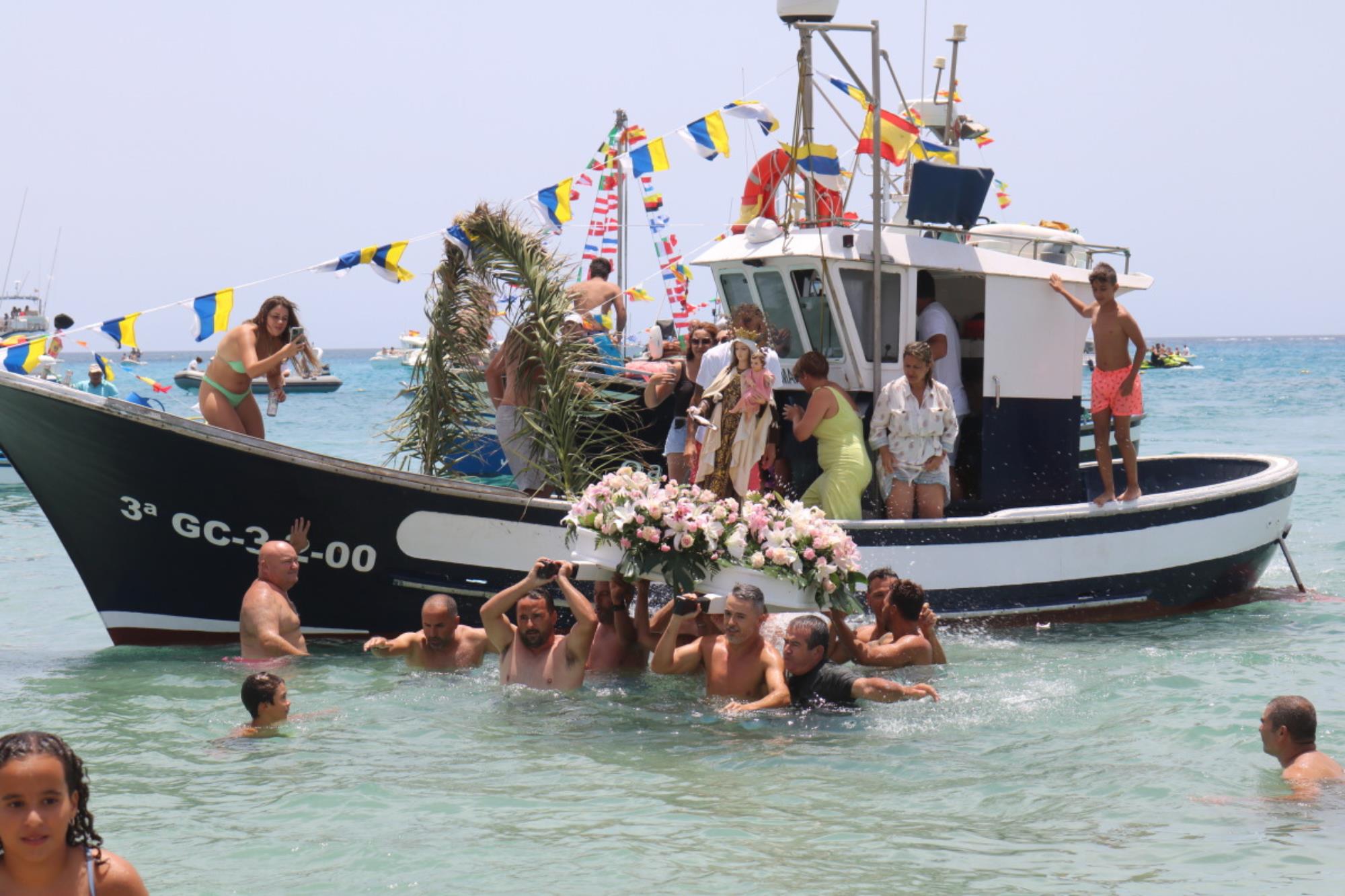 Procesión marítima del Carmen de Playa Blanca 2022 Procesión marítima del Carmen de Playa Blanca 2022
