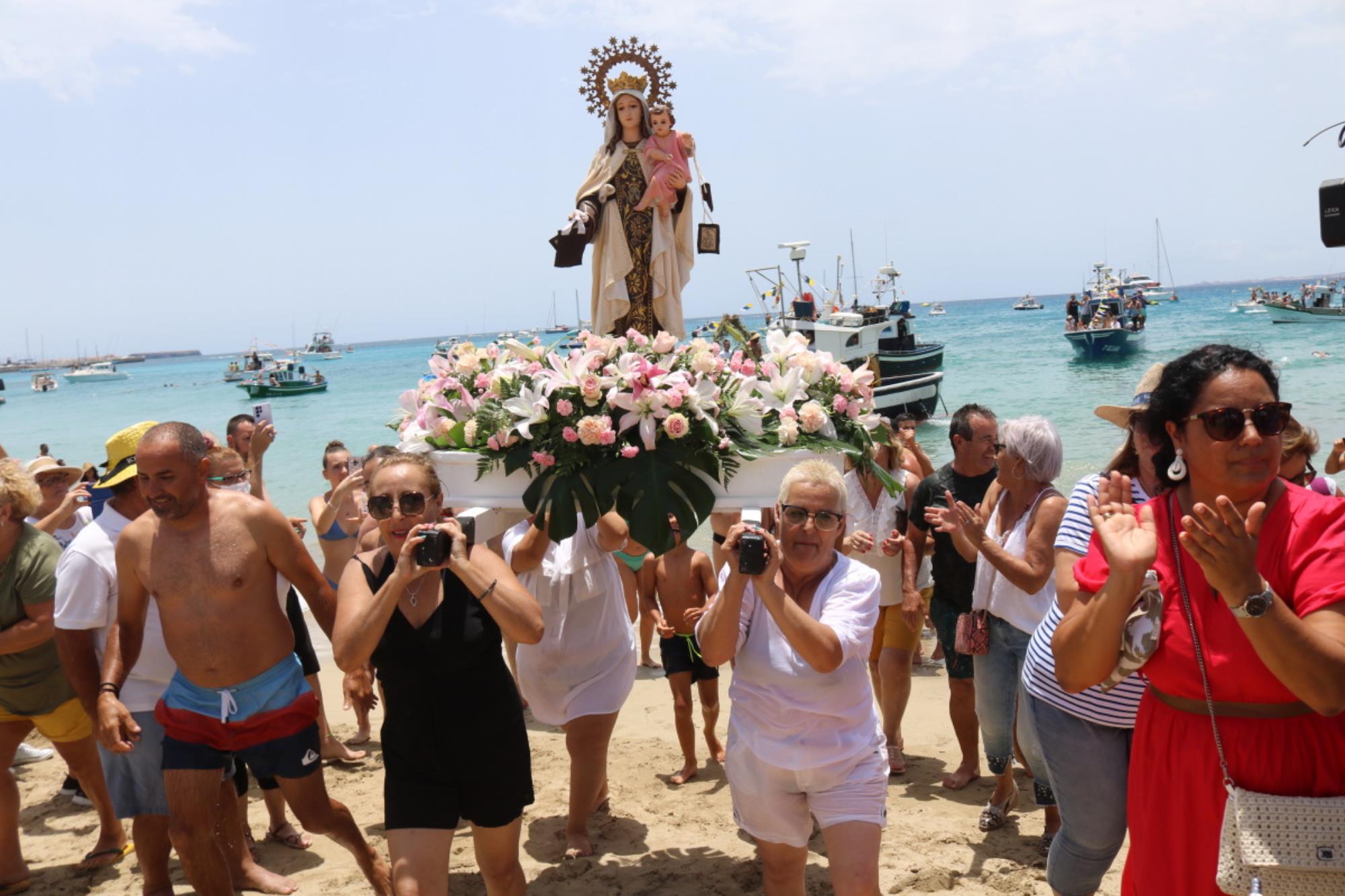 Procesión marítima del Carmen de Playa Blanca 2022 Procesión marítima del Carmen de Playa Blanca 2022
