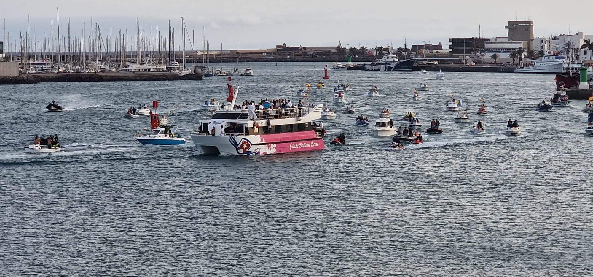 Procesión marítima de Valterra. Foto Dani C.