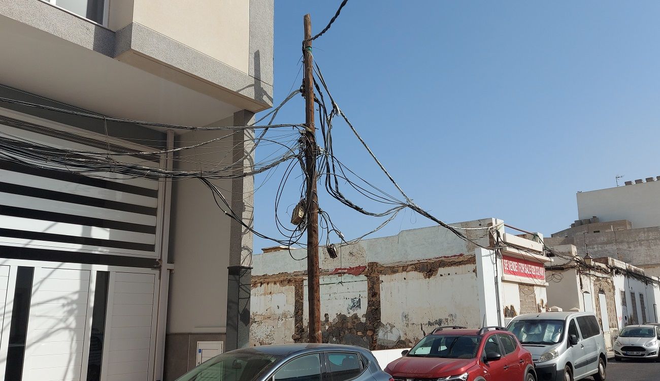 Cables caídos en Arrecife