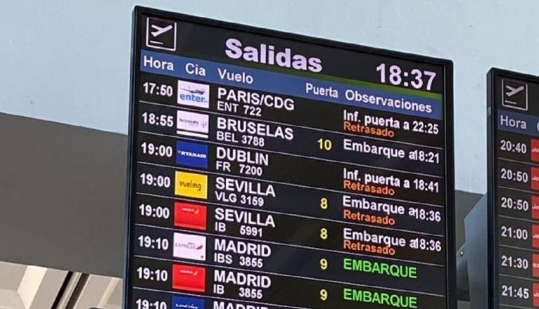 Vuelo retrasado Vuelo retrasado