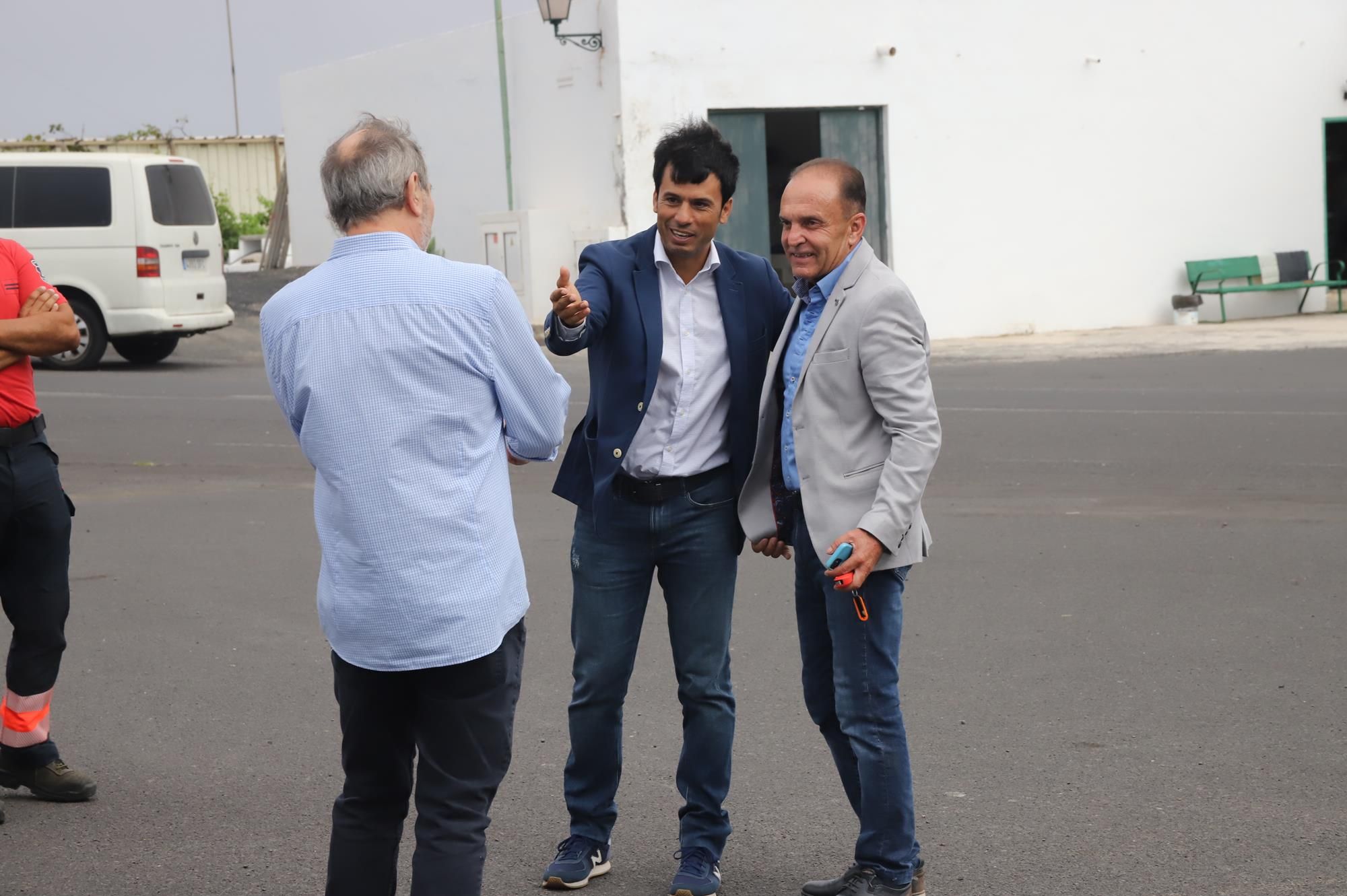 Nuevos vehículos de Policía Local y Protección Civil Tinajo Nuevos vehículos de Policía Local y Protección Civil Tinajo