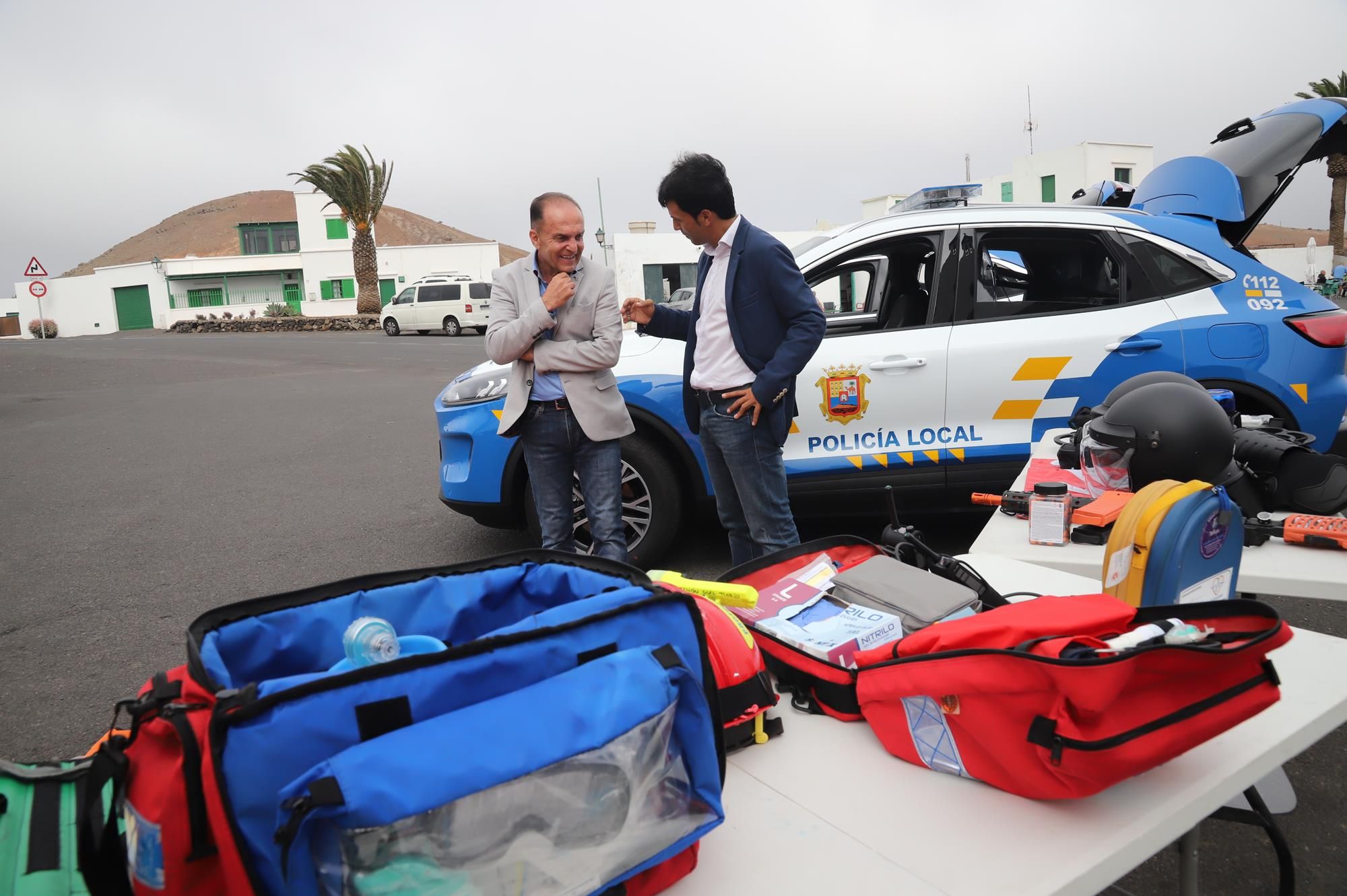 Nuevos vehículos de Policía Local y Protección Civil Tinajo Nuevos vehículos de Policía Local y Protección Civil Tinajo