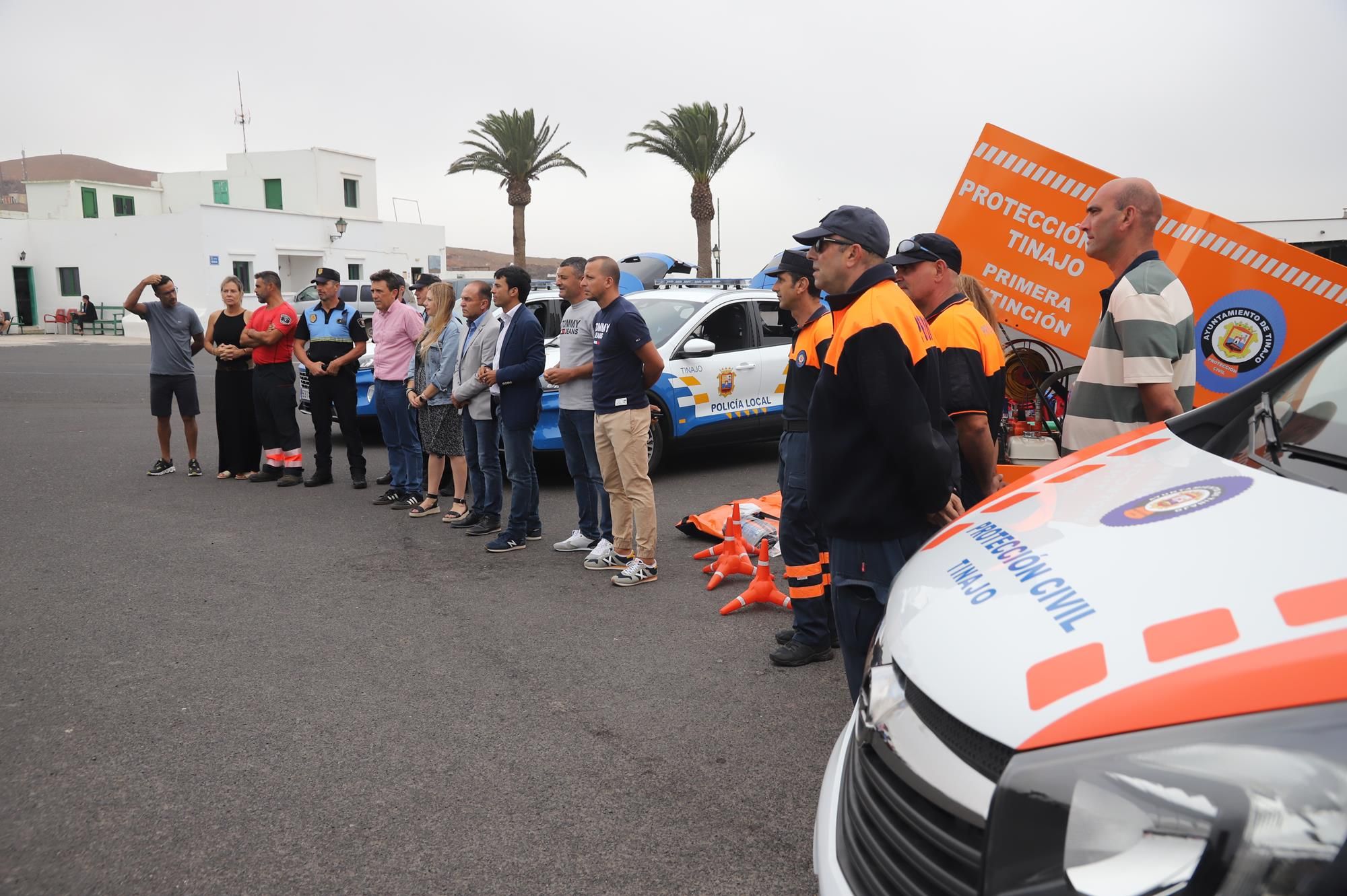Nuevos vehículos de Policía Local y Protección Civil Tinajo Nuevos vehículos de Policía Local y Protección Civil Tinajo