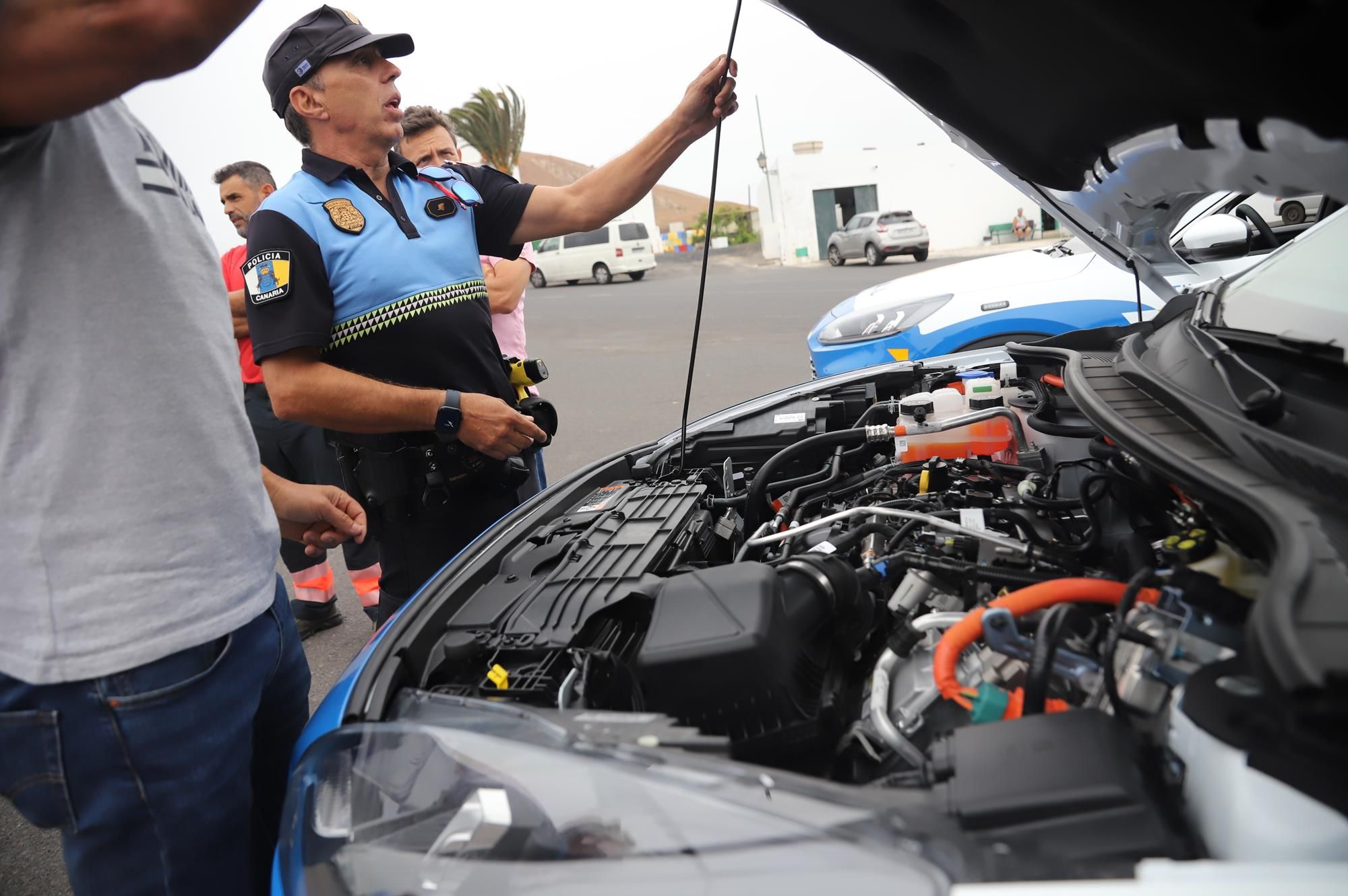 Nuevos vehículos de Policía Local y Protección Civil Tinajo Nuevos vehículos de Policía Local y Protección Civil Tinajo