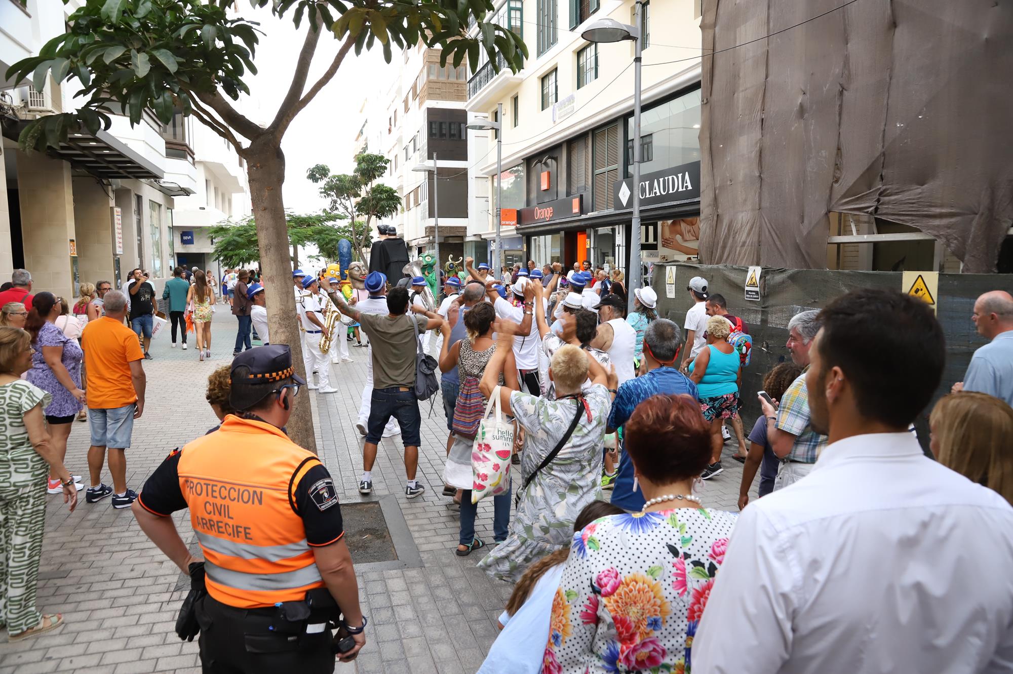 Pasacalles con la Banda de Agaete Pasacalles con la Banda de Agaete