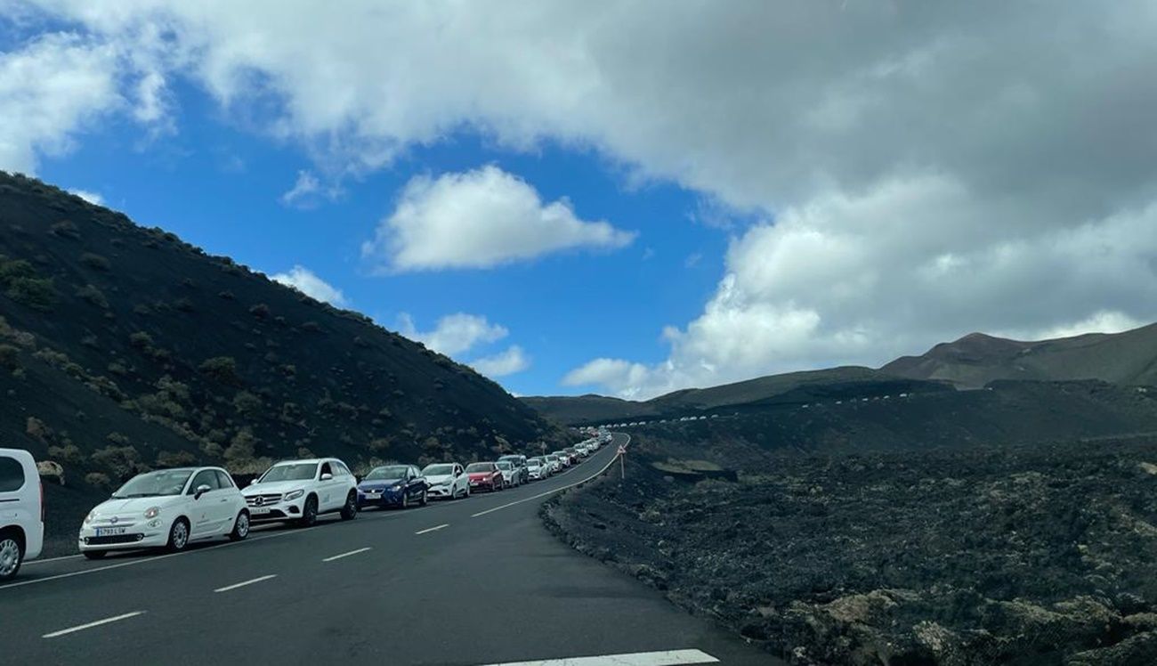 Filas en Timanfaya este verano