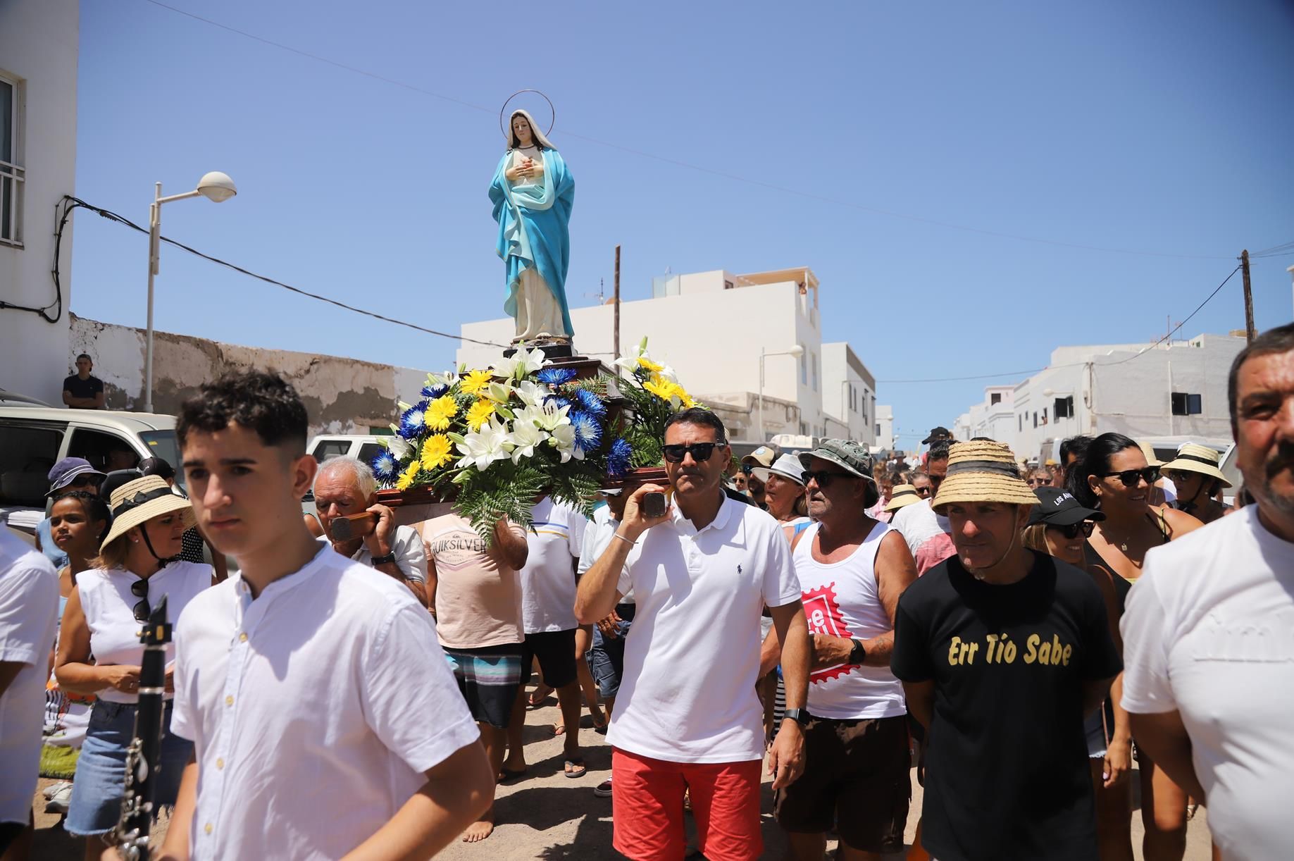 Procesión y verbena del agua en Famara