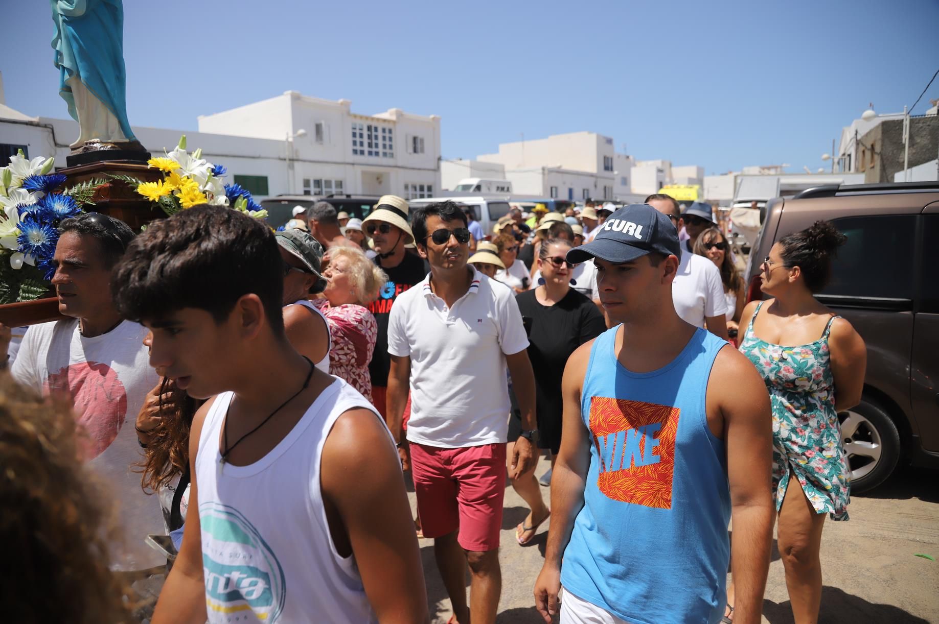 Procesión y verbena del agua en Famara
