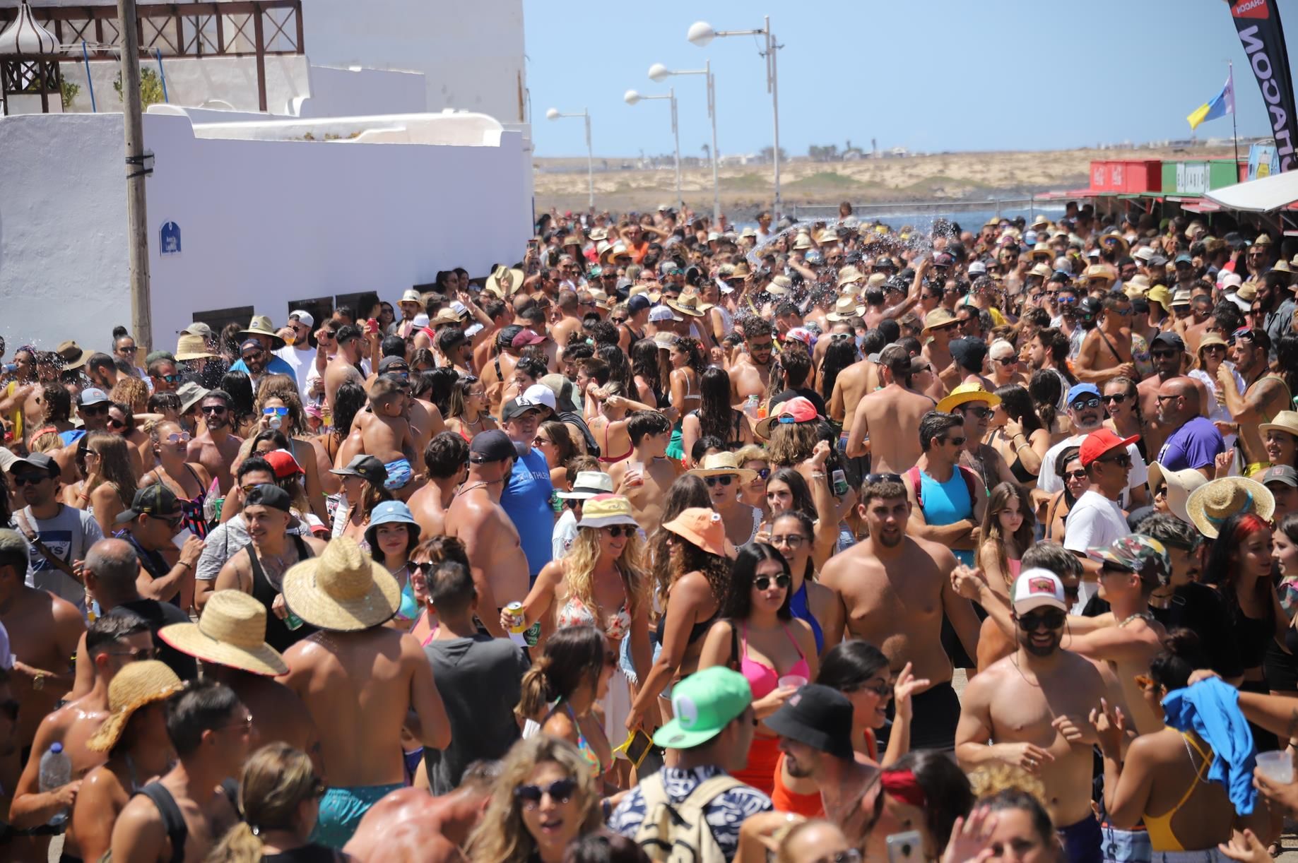 Procesión y verbena del agua en Famara