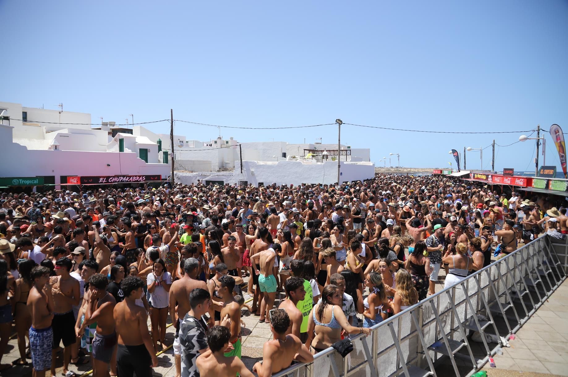 Procesión y verbena del agua en Famara