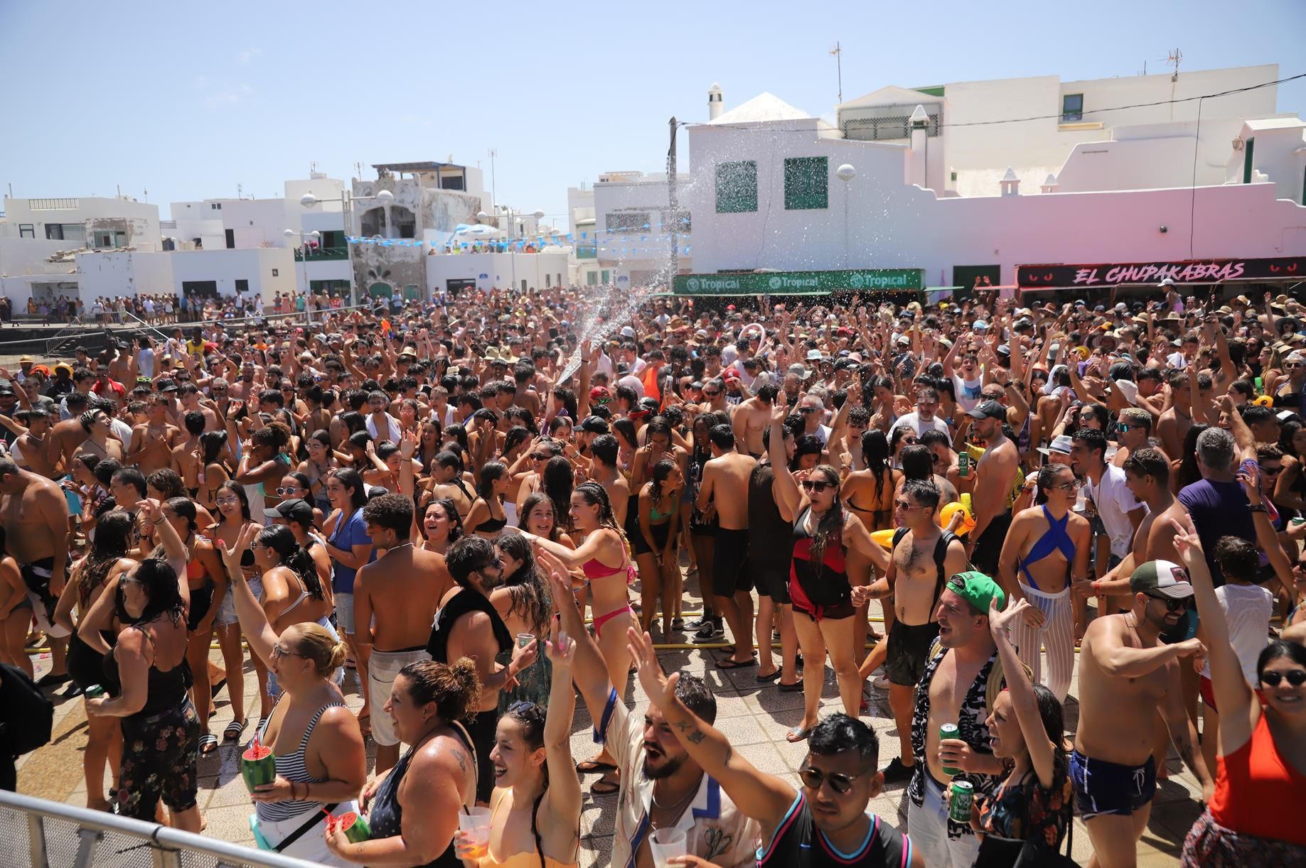 Procesión y verbena del agua en Famara