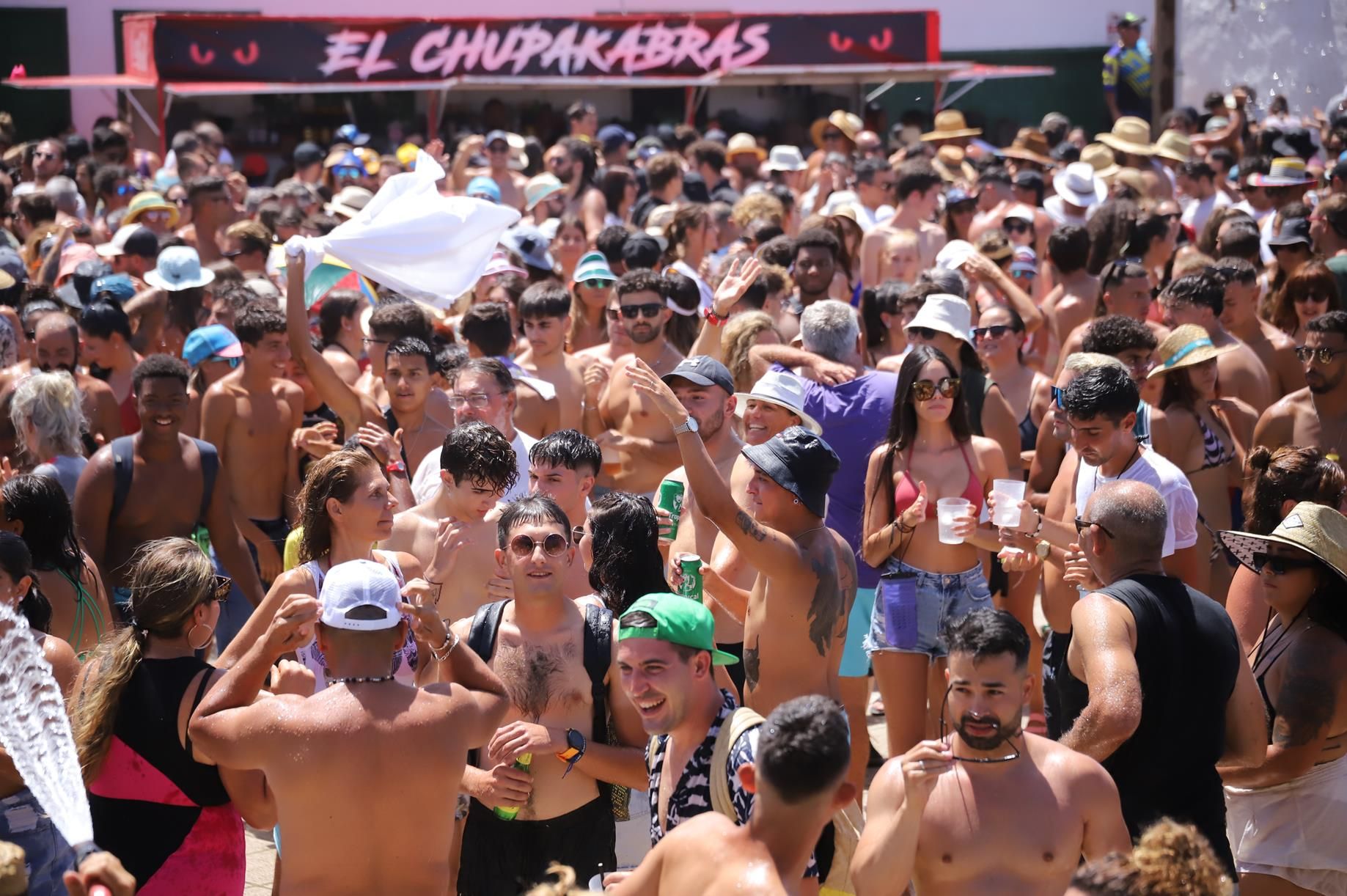 Procesión y verbena del agua en Famara