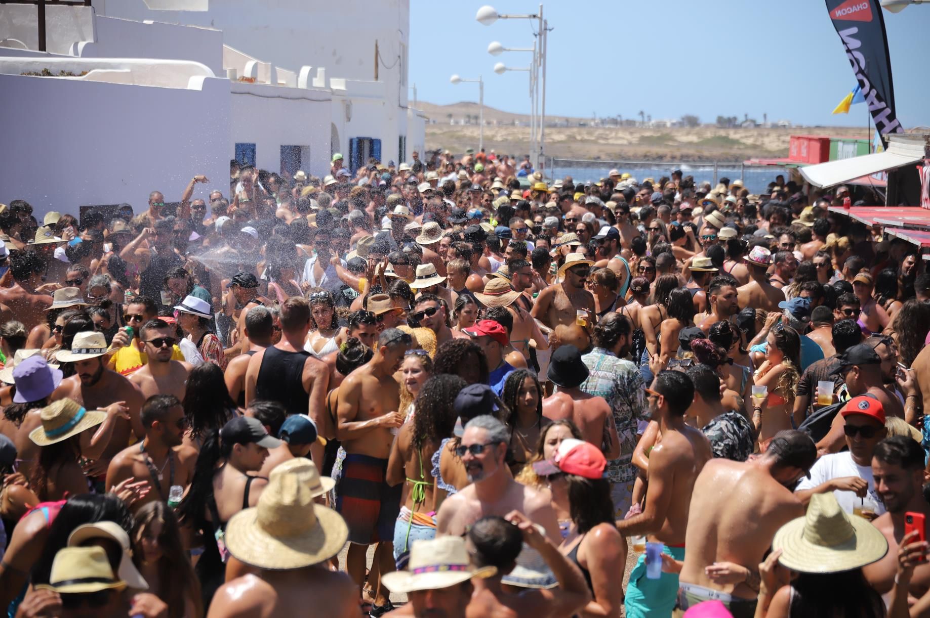 Procesión y verbena del agua en Famara