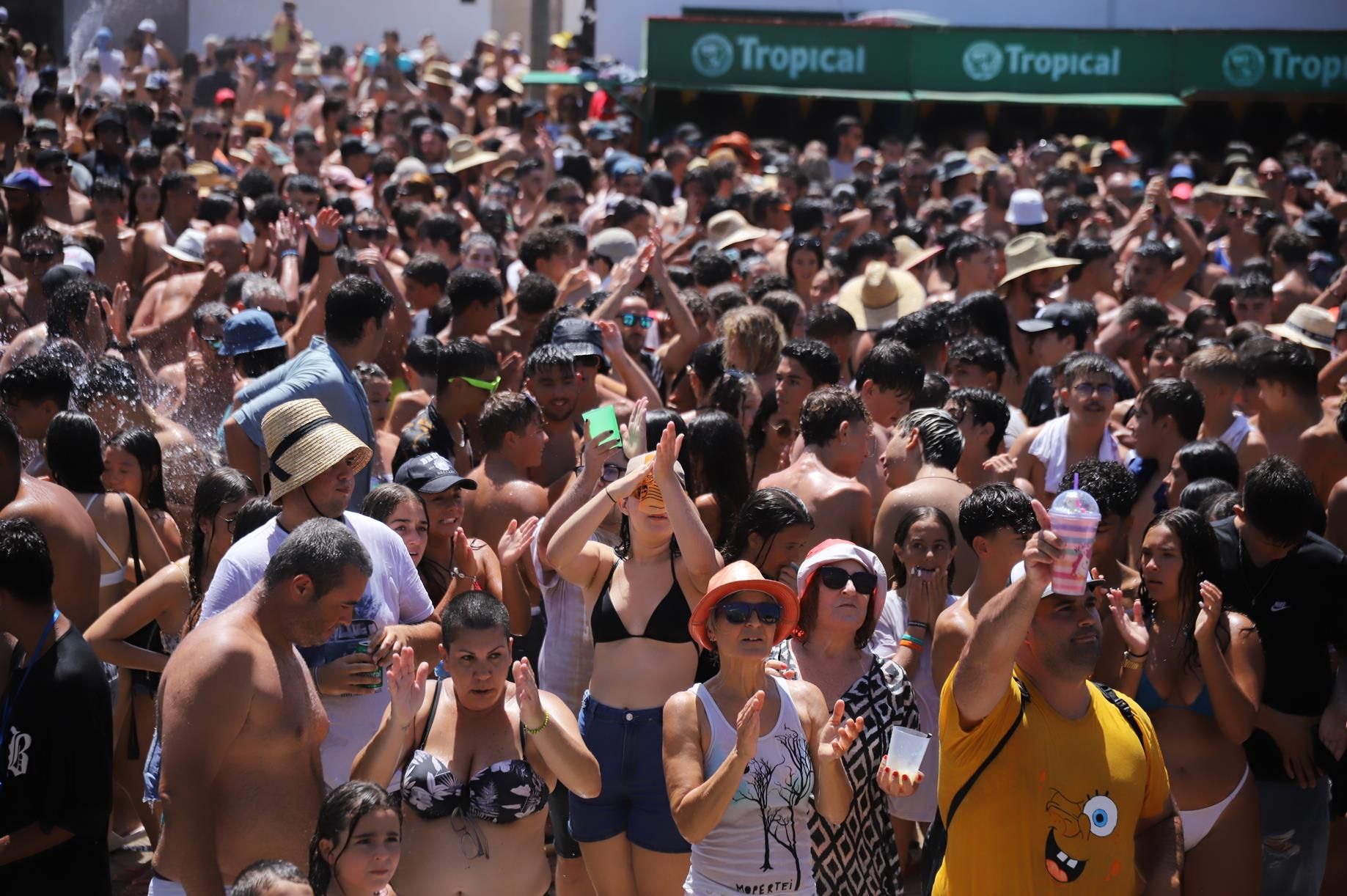 Procesión y verbena del agua en Famara