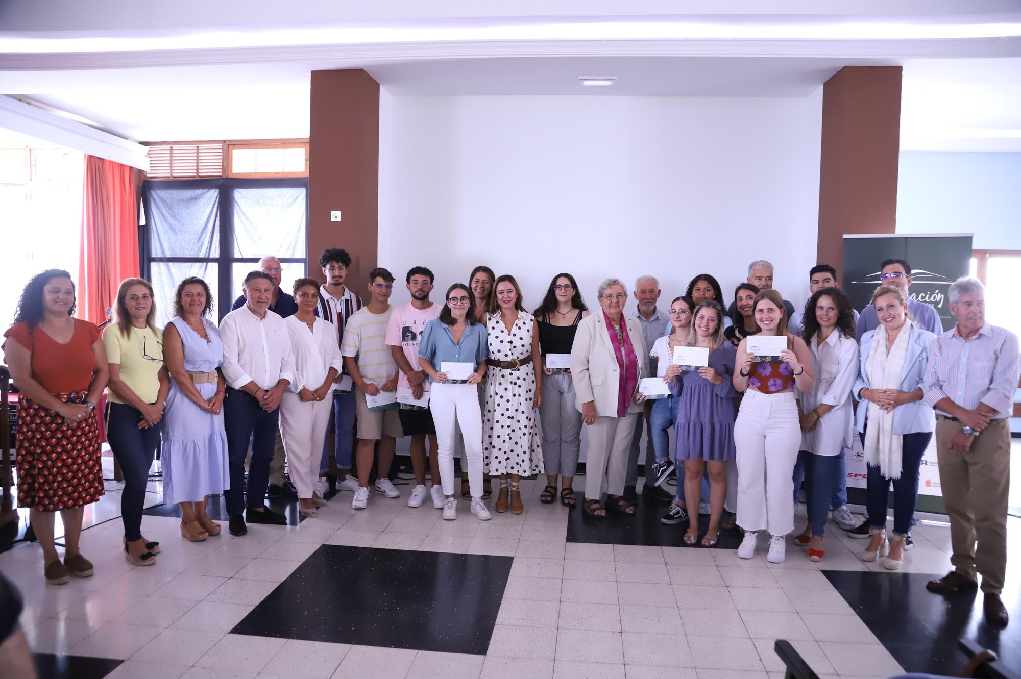 Entrega de becas de la Asociación Mercedes Medina Entrega de becas de la Asociación Mercedes Medina