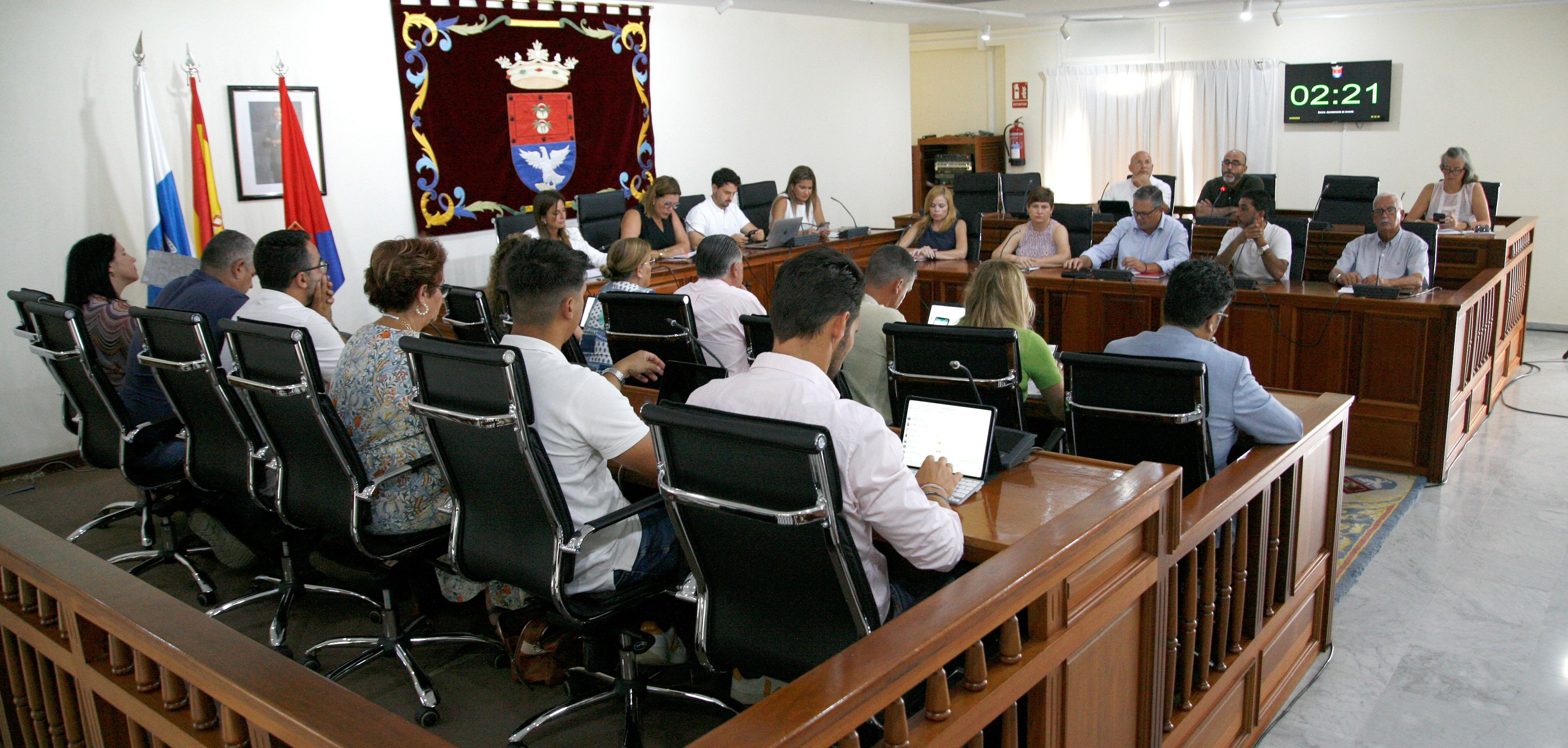 Pleno del Ayuntamiento de Arrecife en una imagen de archivo (FOTO: José Luis Carrasco)