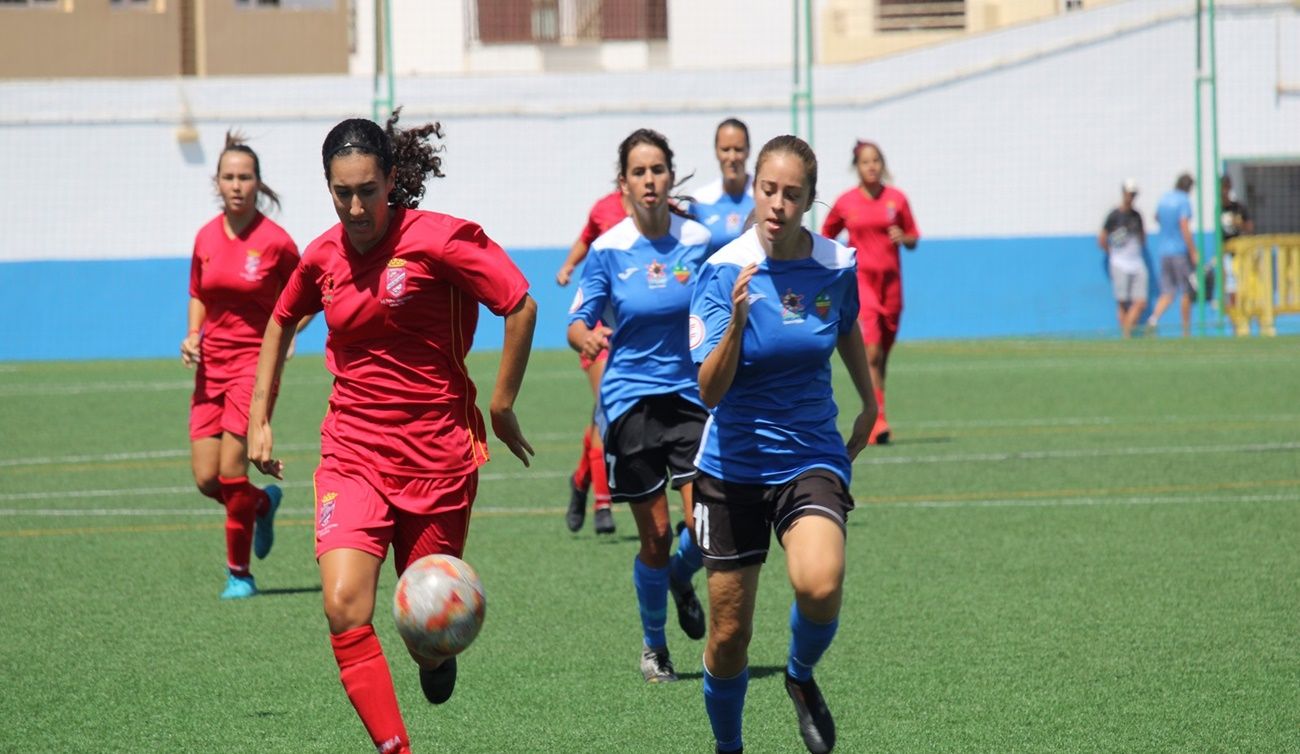 CDO Marítima frente al FC Puerto del Carmen